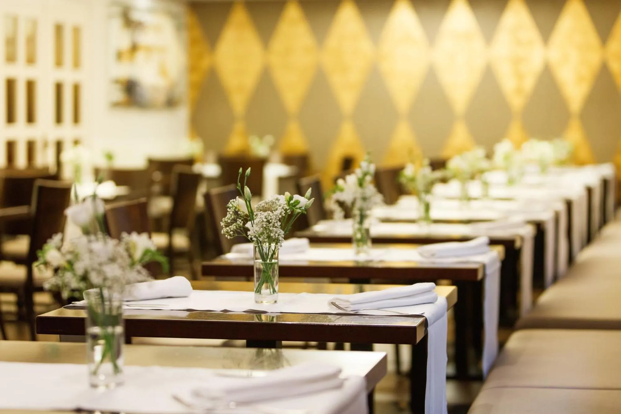 Restaurant/places to eat in Pfeiler's Bürgerstüberl - Hotel