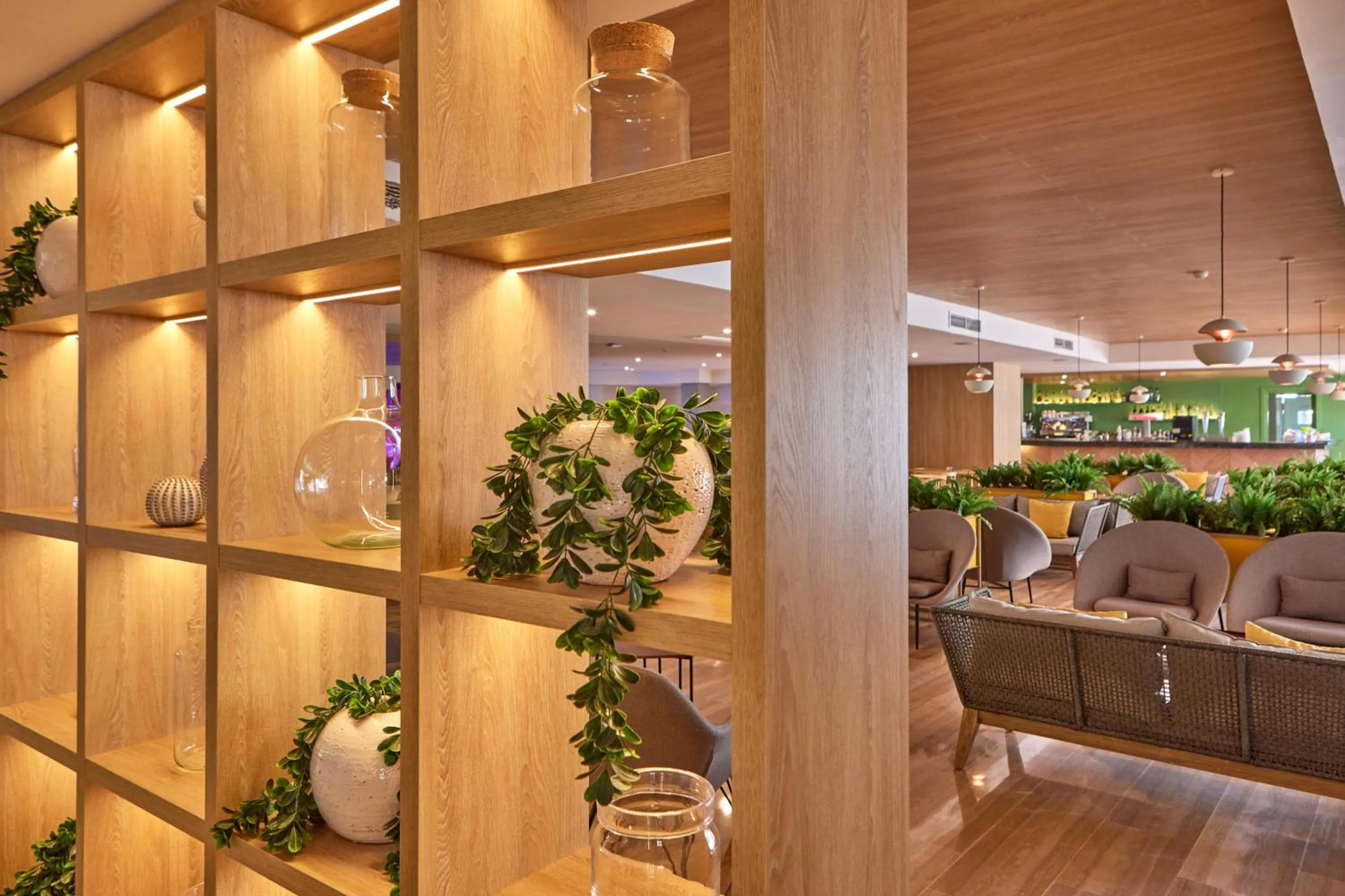 Lounge or bar in Zafiro Bahia