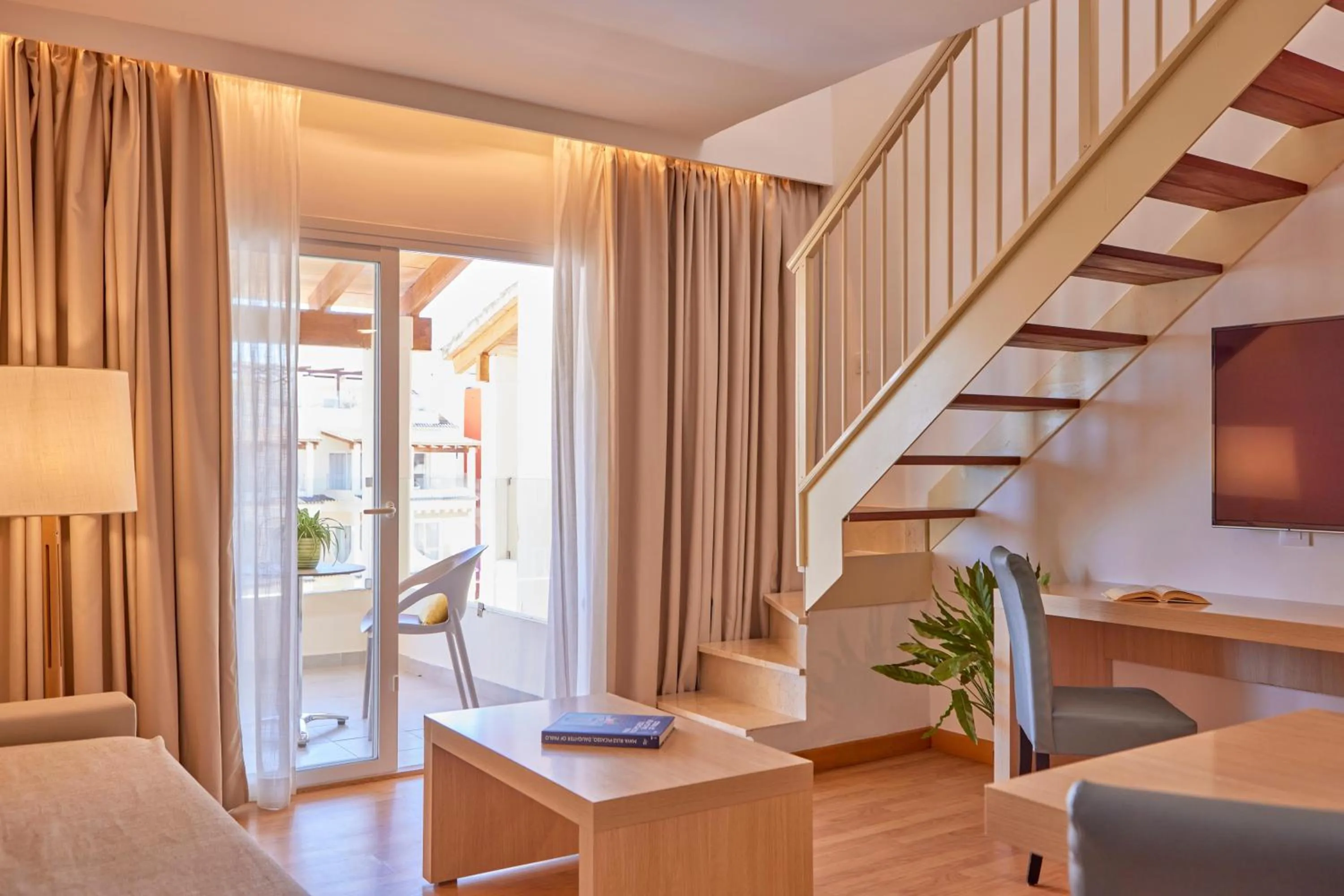 Photo of the whole room in Zafiro Bahia