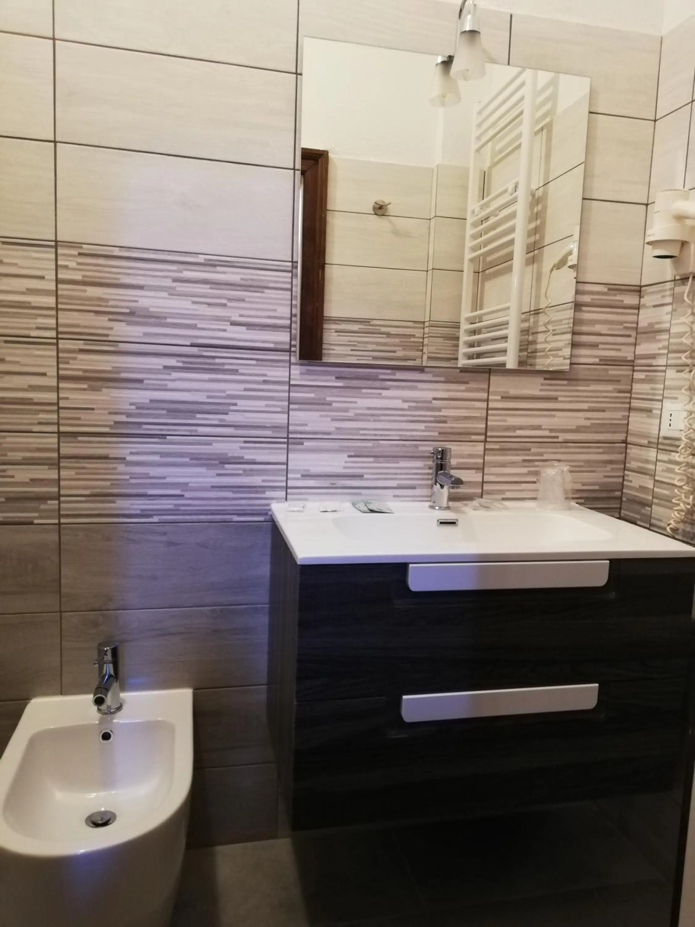 Bathroom in Palazzo Lion Morosini - Check in presso Locanda Ai Santi Apostoli