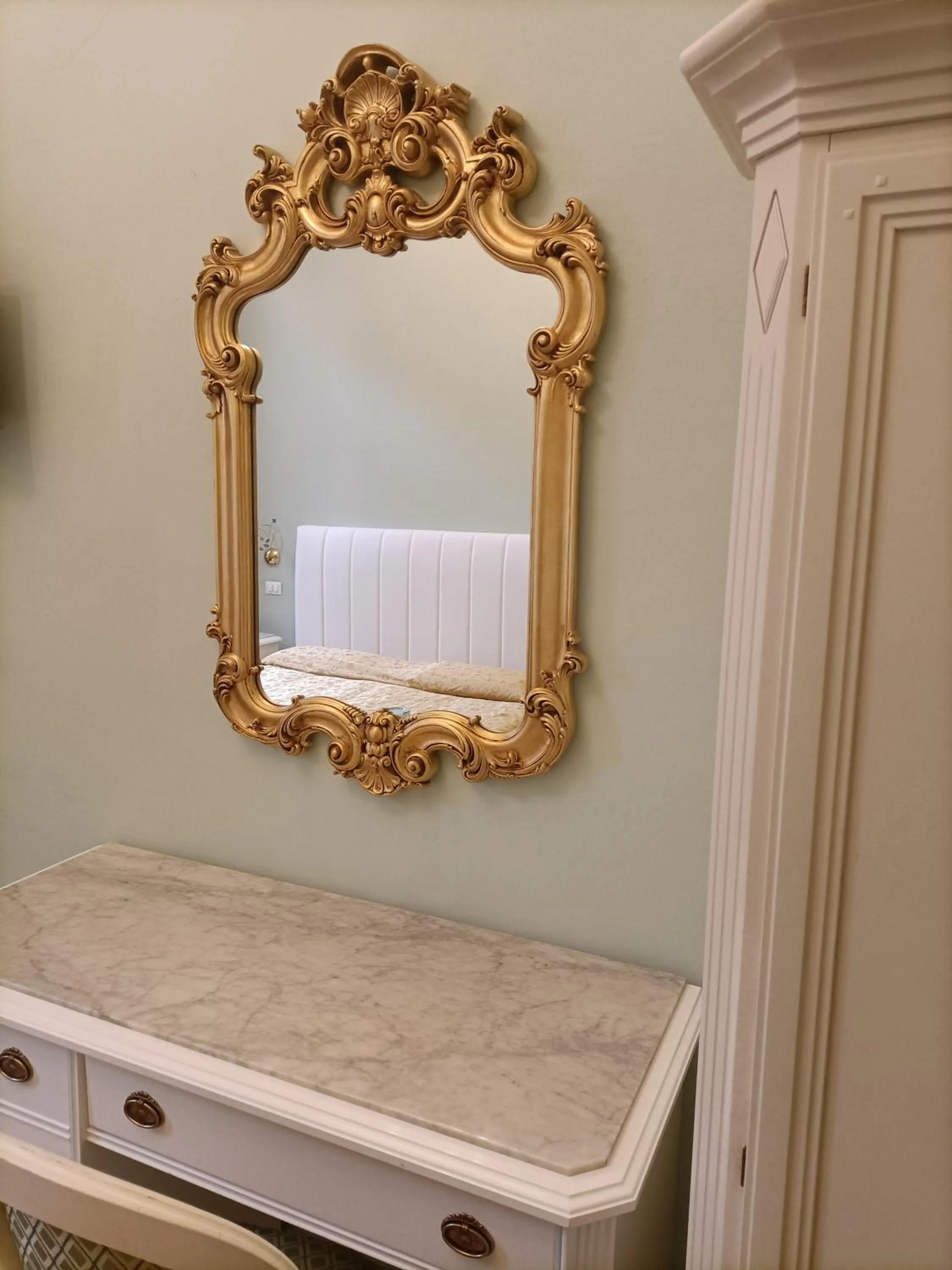 Property building in Palazzo Lion Morosini - Check in presso Locanda Ai Santi Apostoli