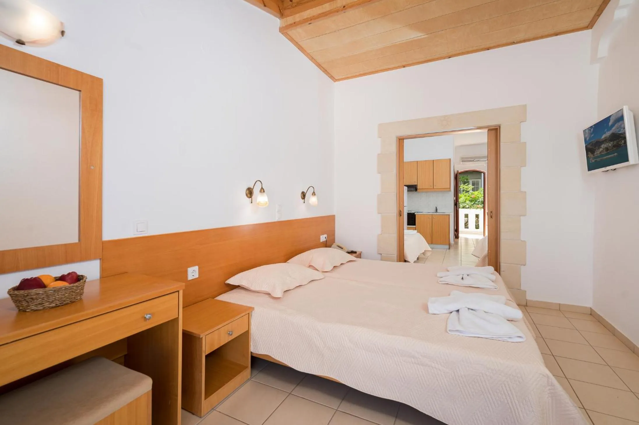 Bedroom, Bed in Adonis Hotel