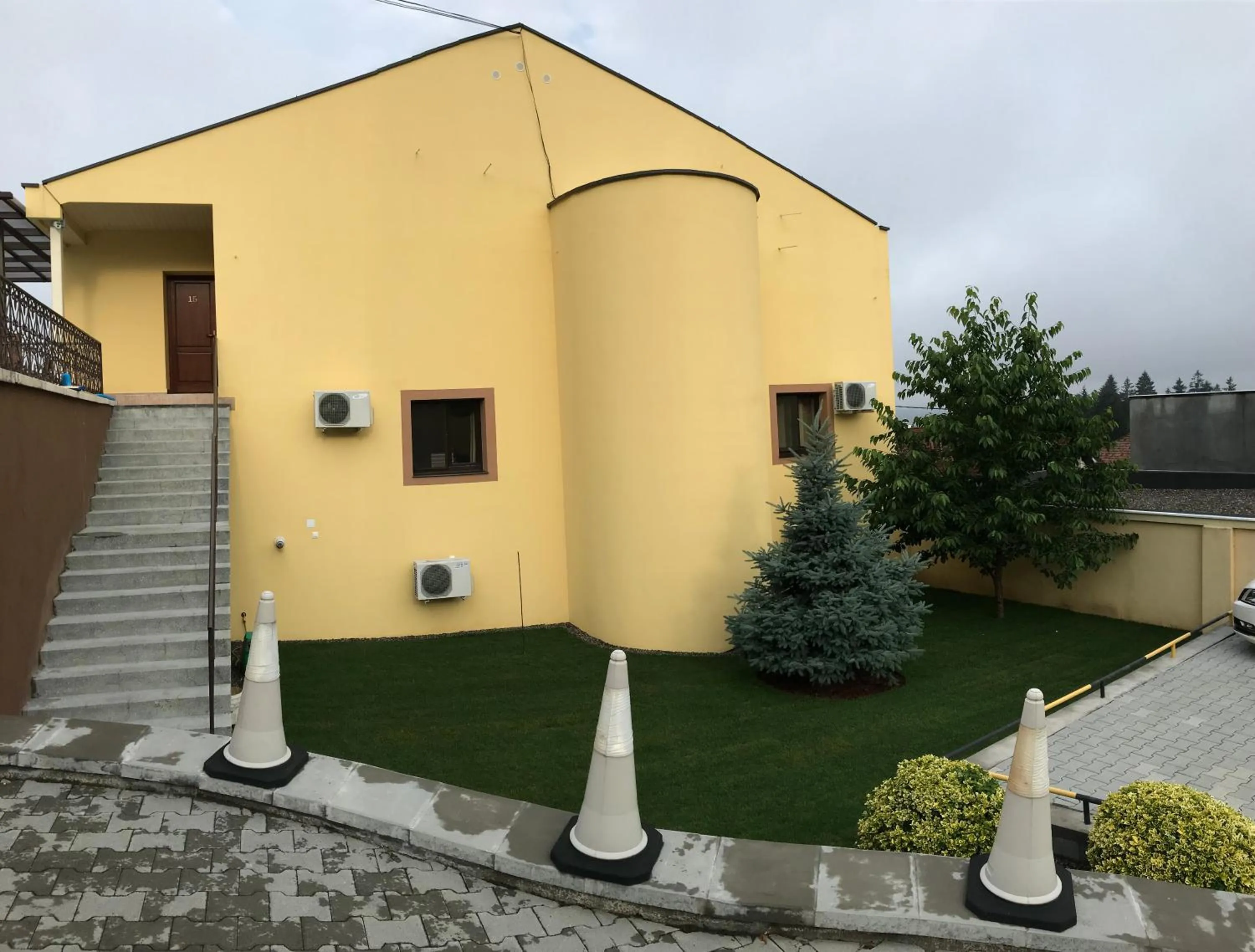 Property building in Pensiunea Imperial