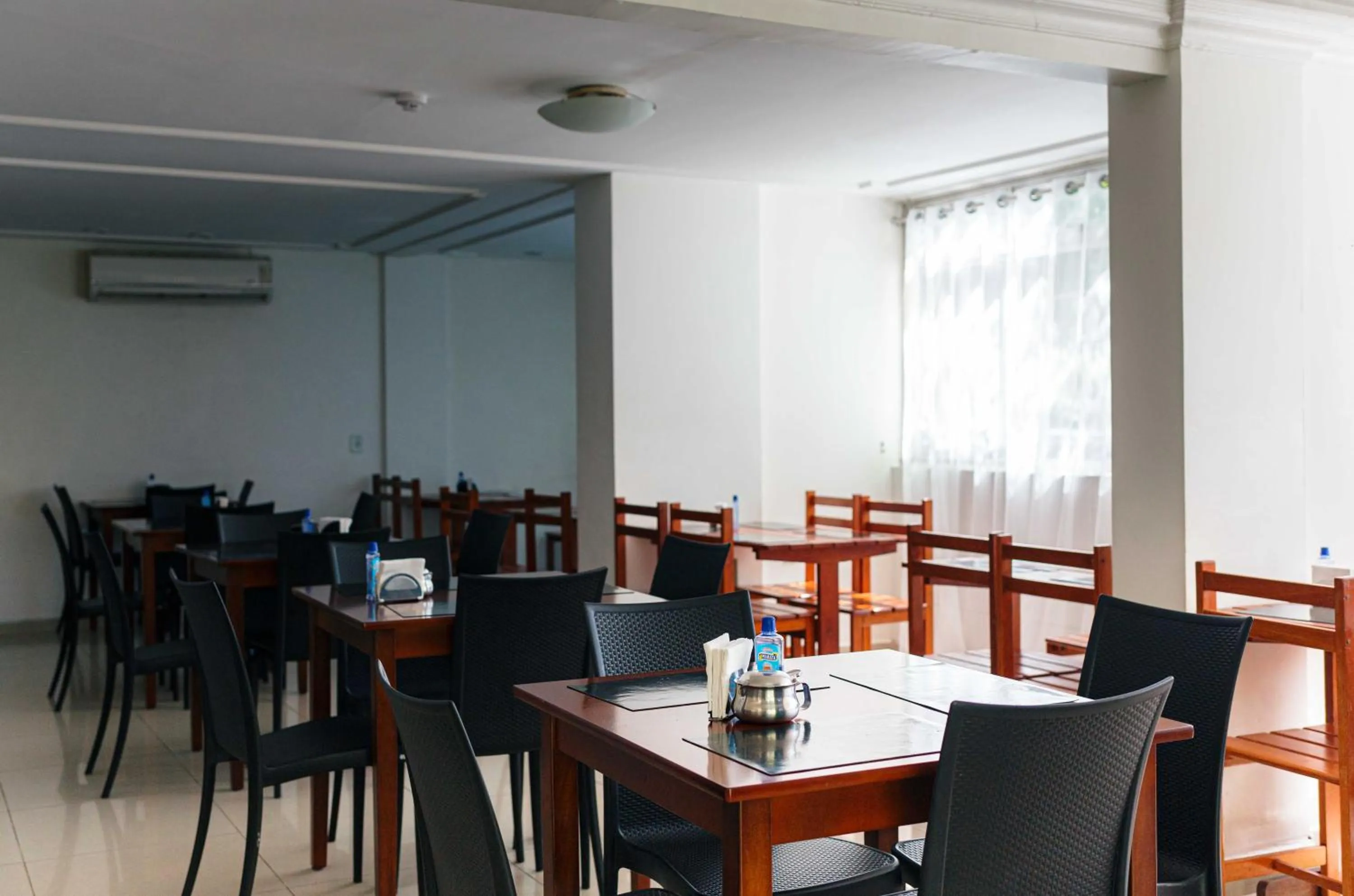 Restaurant/places to eat in Trópico Praia Hotel