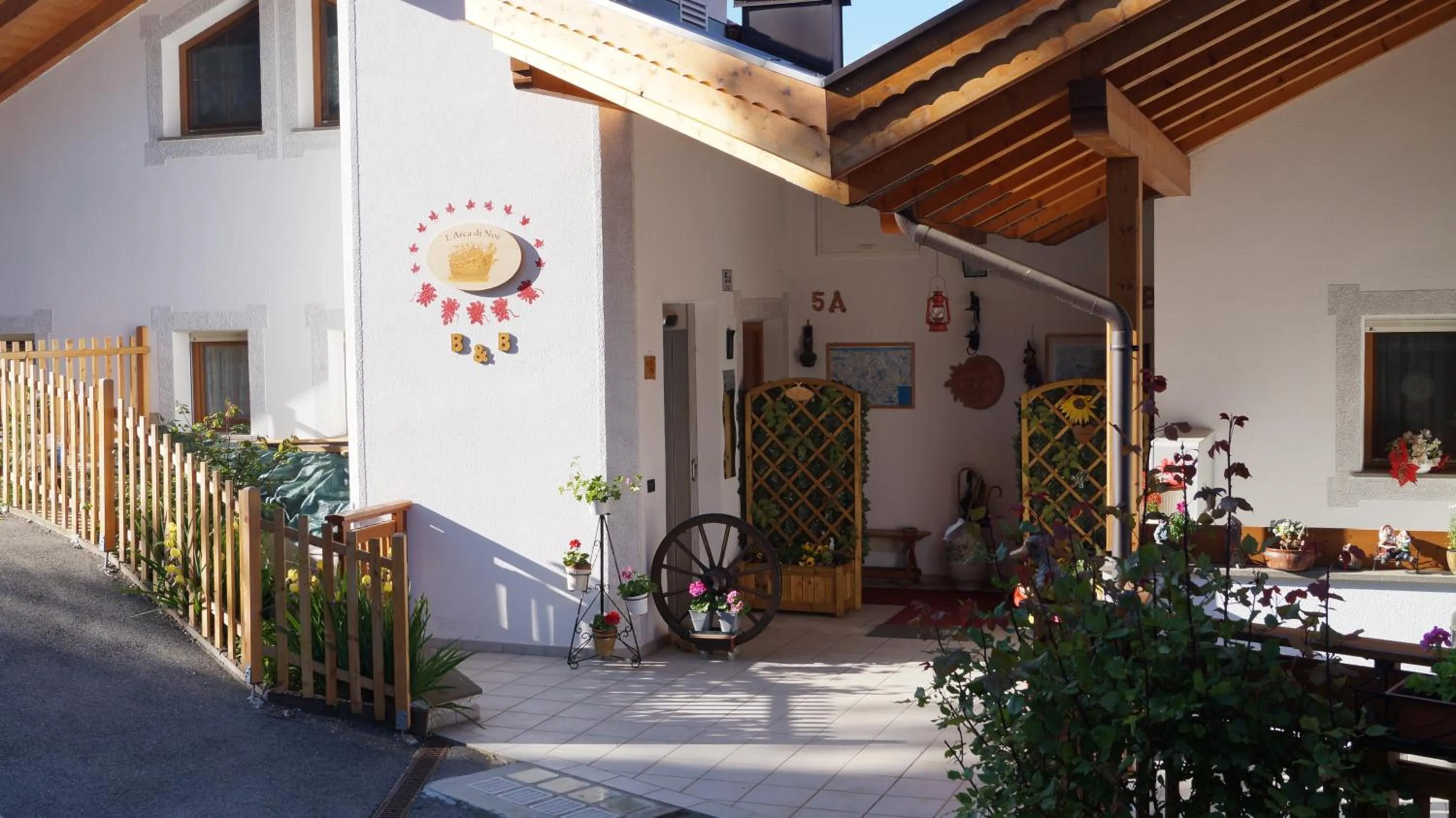 Facade/entrance in B&B L'Arca di Noè