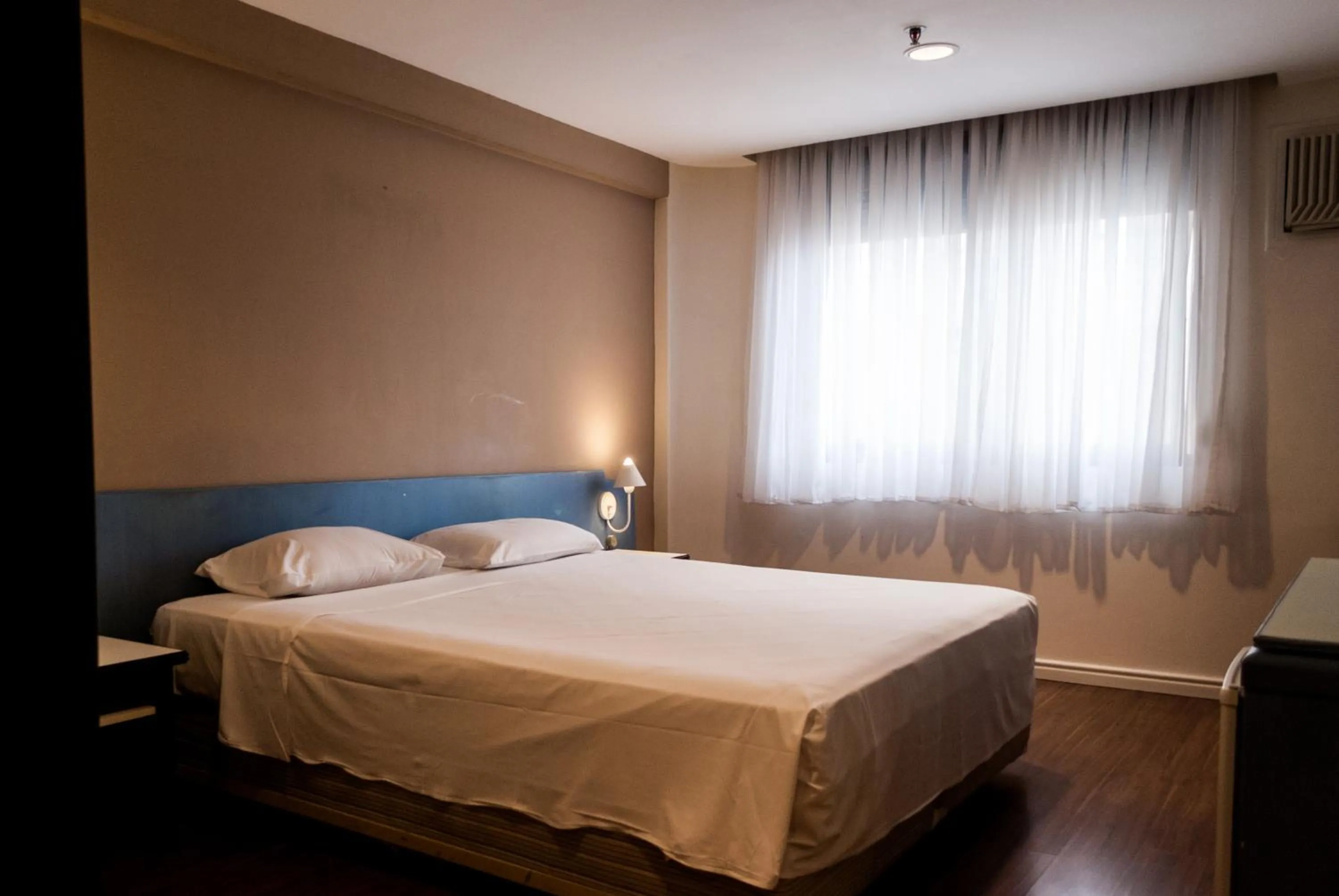 Bed in Master Express Alberto Bins - 200 metros do Hospital Santa Casa