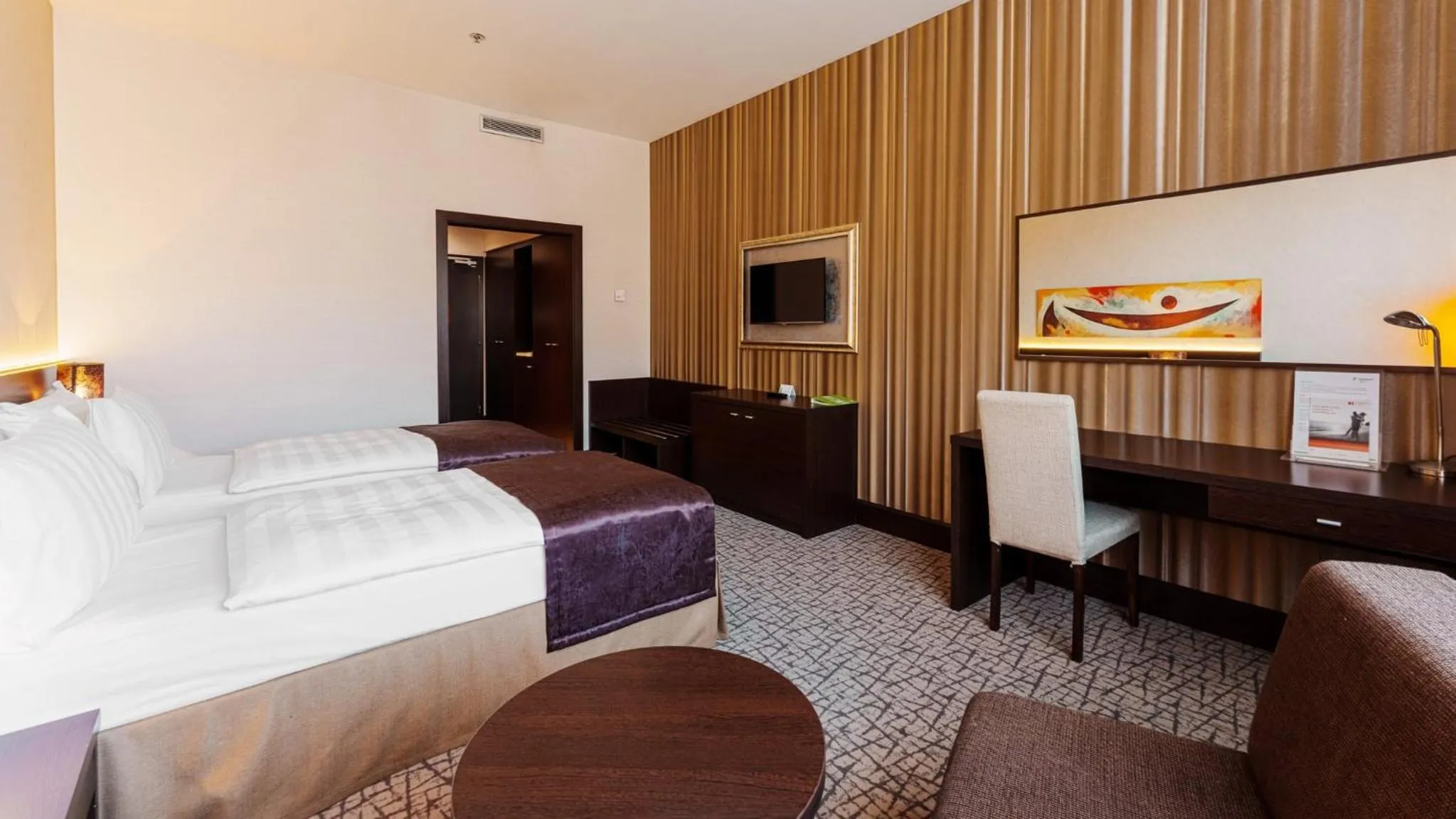 Photo of the whole room, Bed in Holiday Inn Zilina by IHG