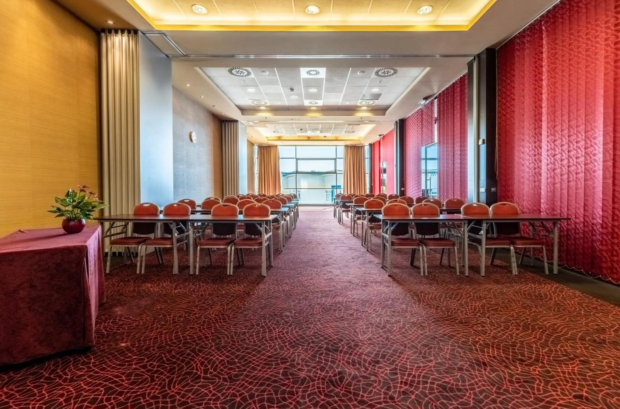 Meeting/conference room in Holiday Inn Zilina by IHG