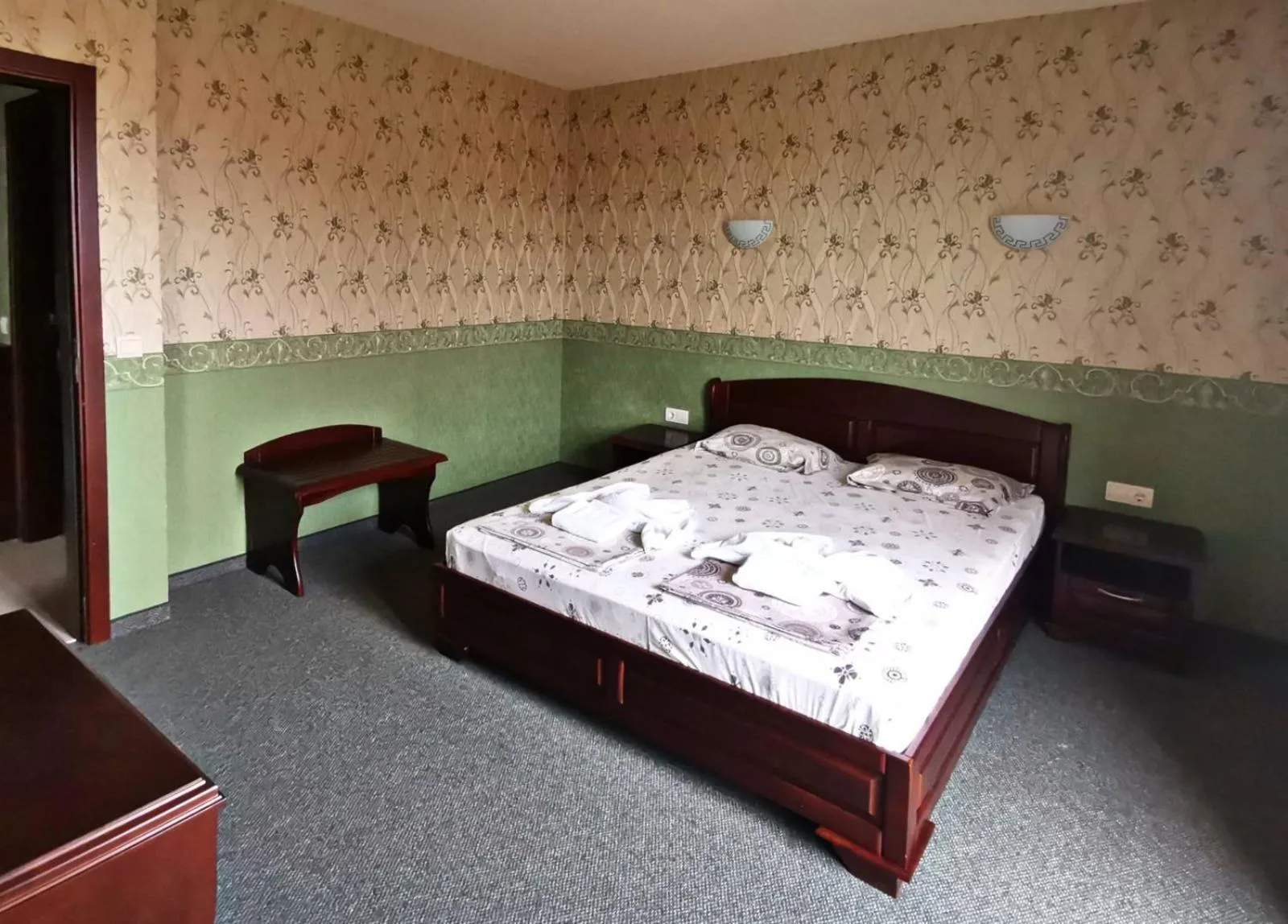 Bedroom, Bed in Twins Palace ApartHotel