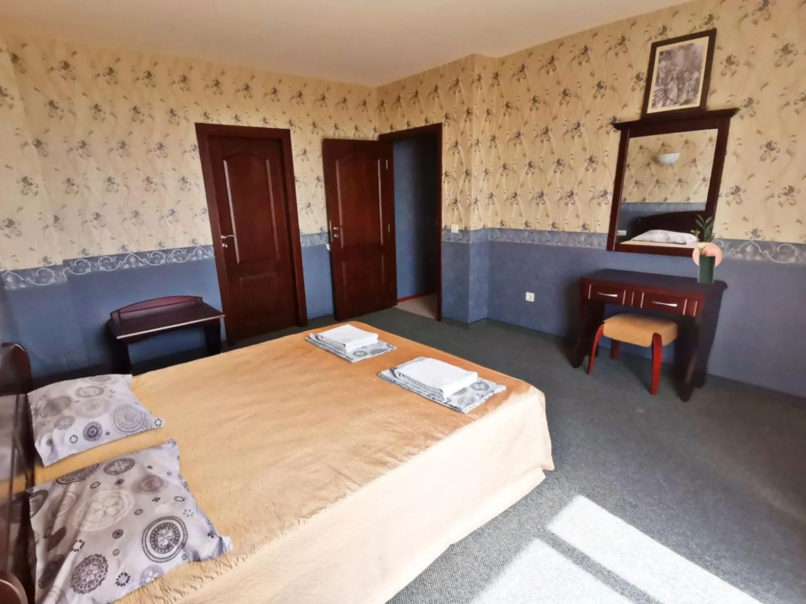 Bed in Twins Palace ApartHotel