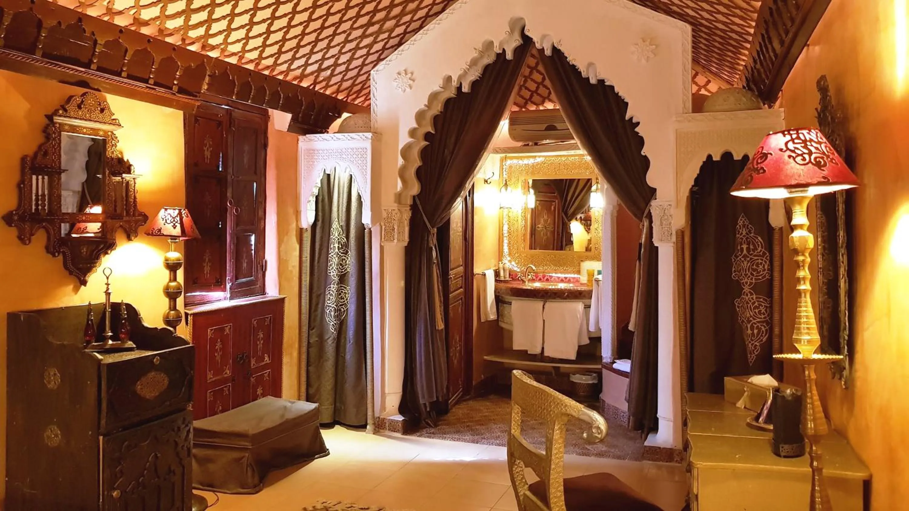 Bathroom in Riad Armelle