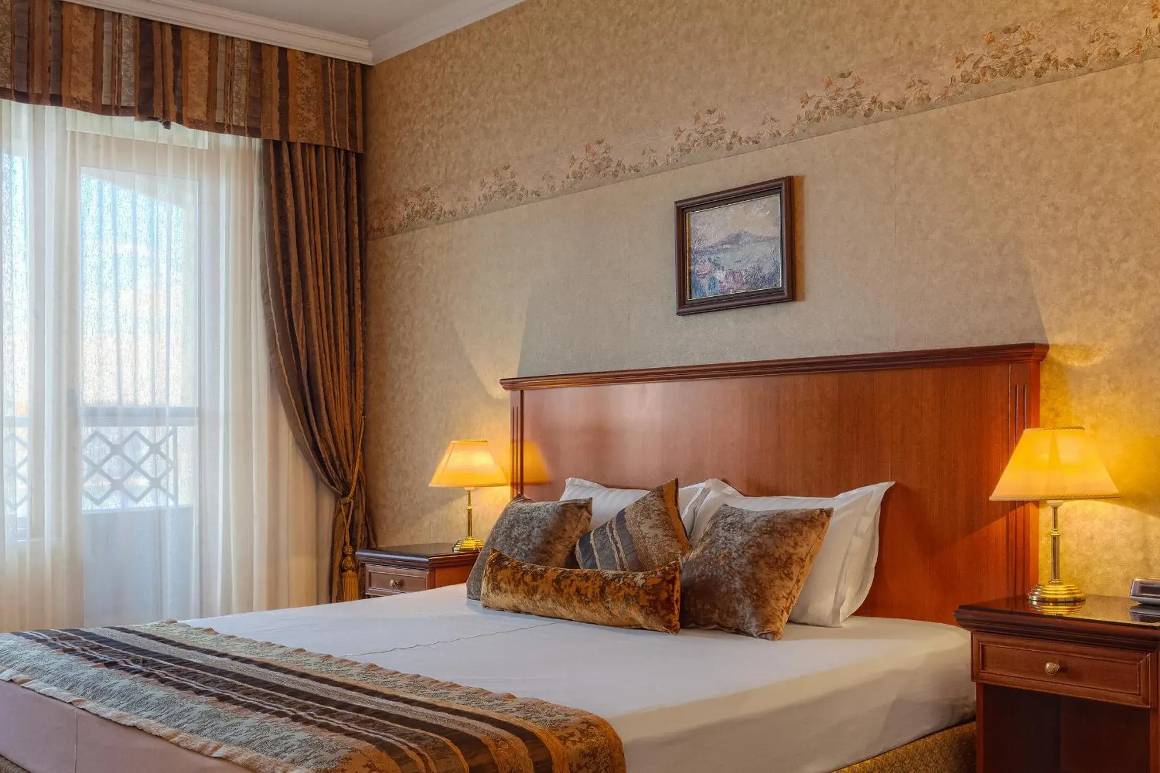 Superior Queen Room - single occupancy in Drustar Hotel Superior Queen Room - single occupancy in Drustar Hotel