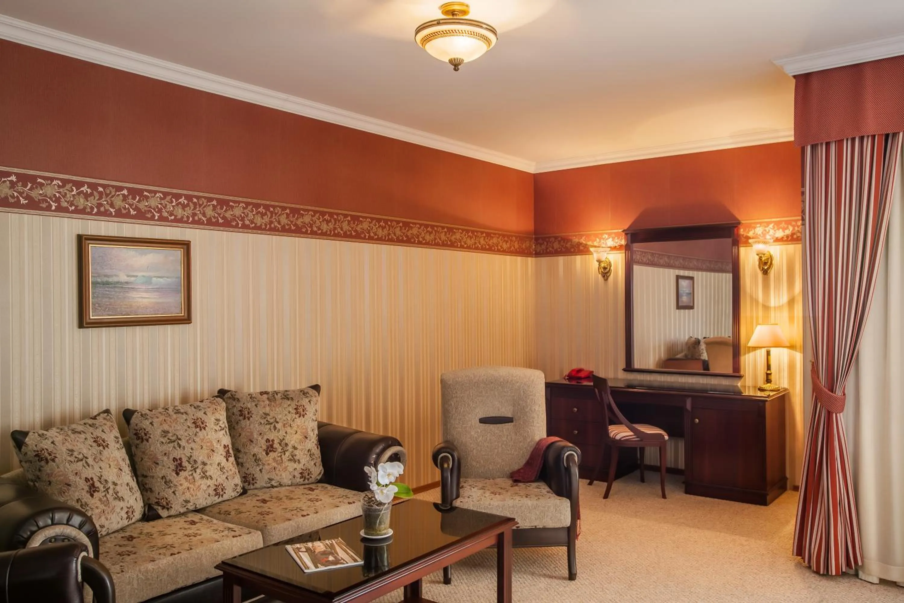 Photo of the whole room in Drustar Hotel