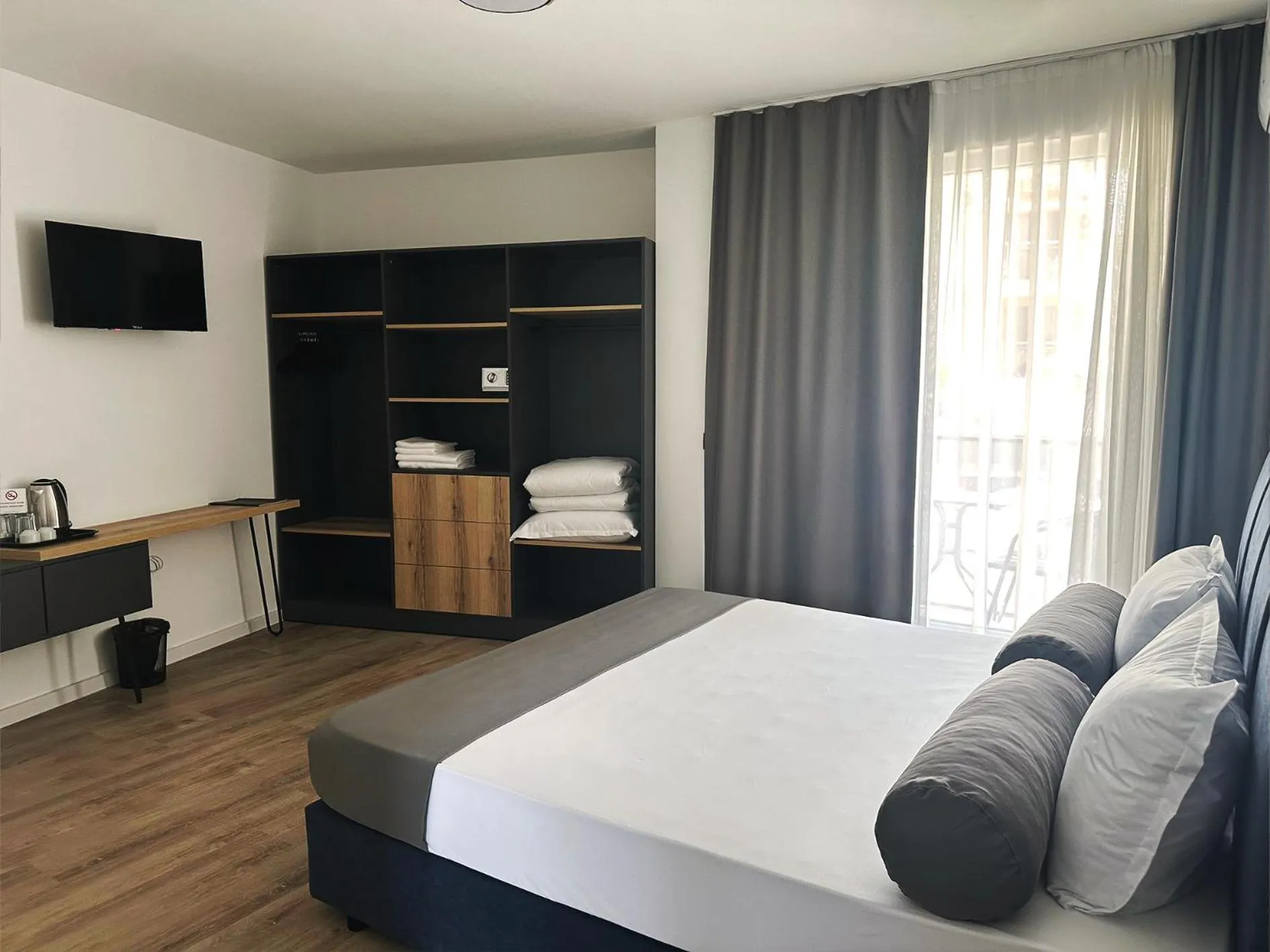 Deluxe Double Room in Семеен хотел Golden Place