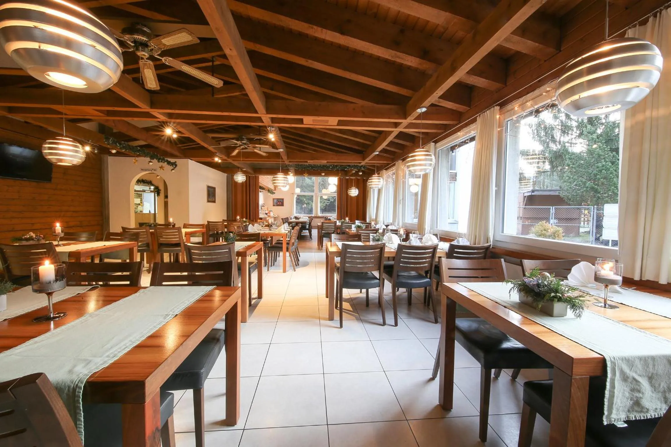 Restaurant/places to eat in Hotel Grüsch