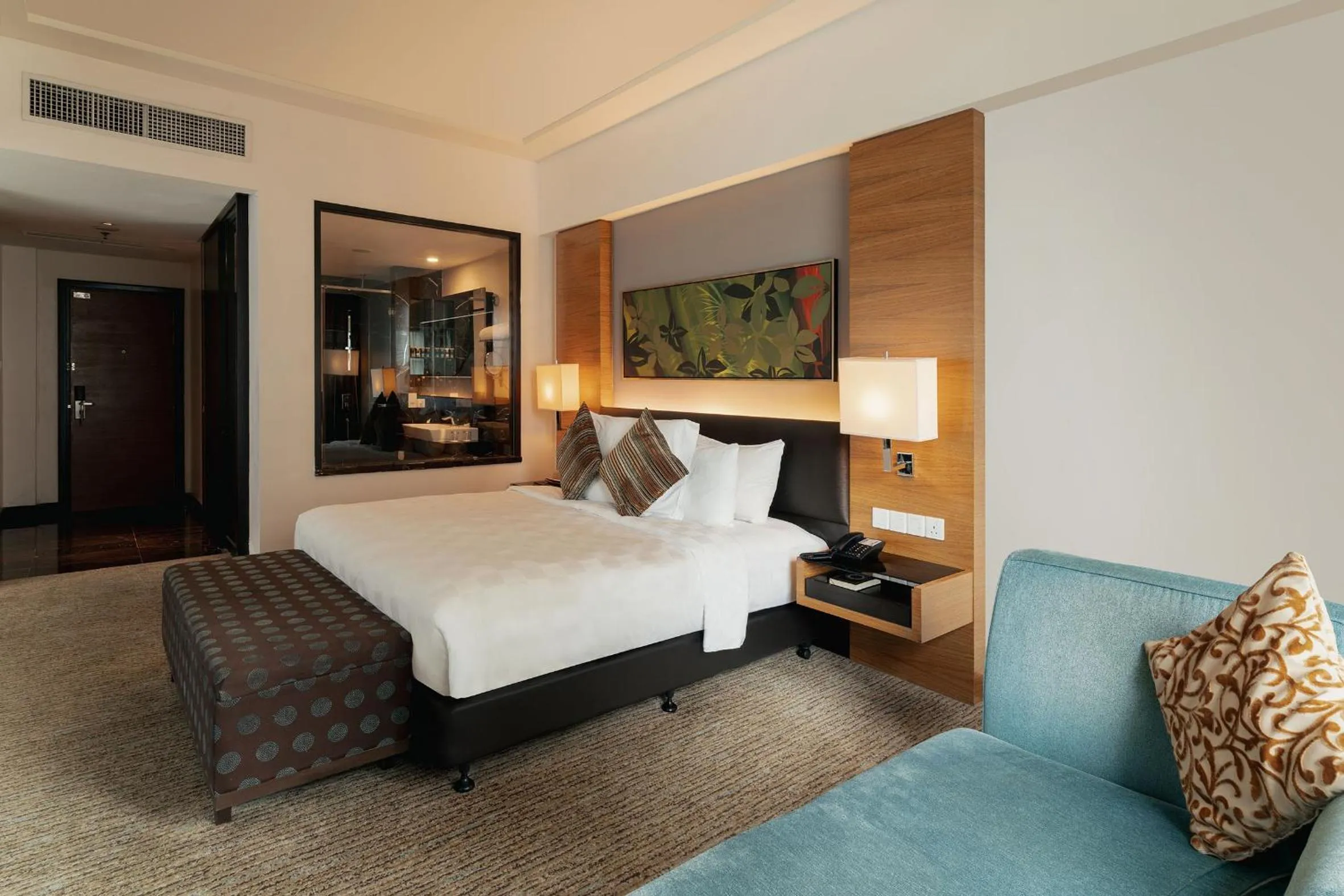 Bedroom, Bed in Impiana KLCC Hotel