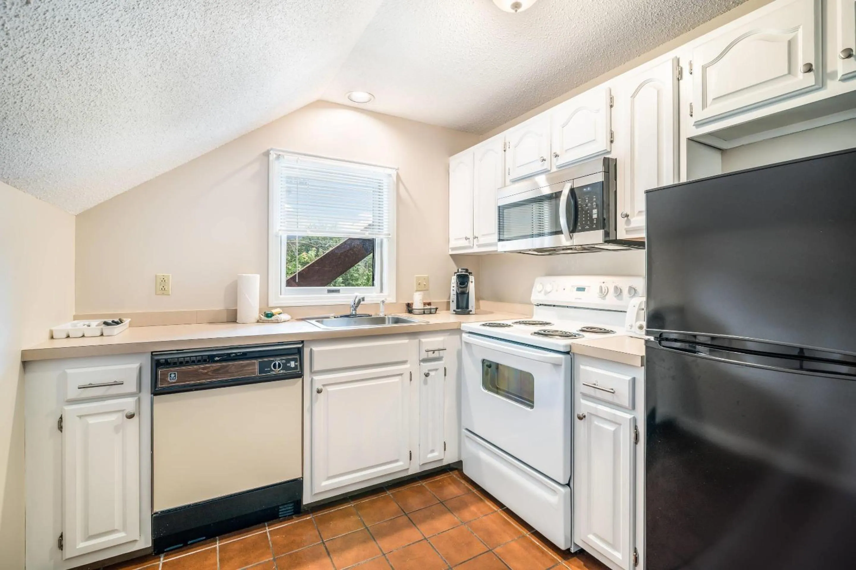 Bedroom in The Valley Inn, an Ascend Collection Hotel