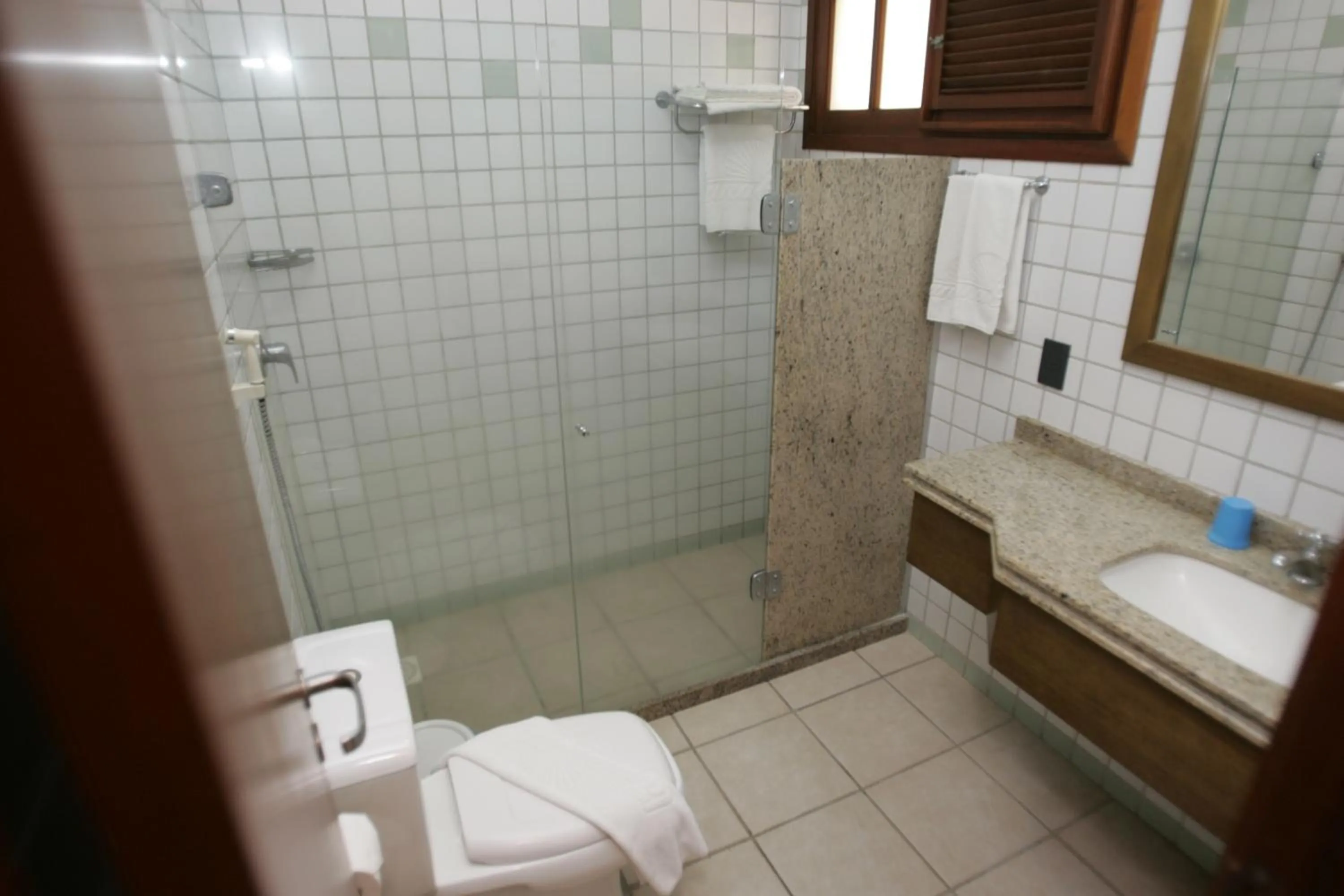 Bathroom in Hotel Laguna Blu