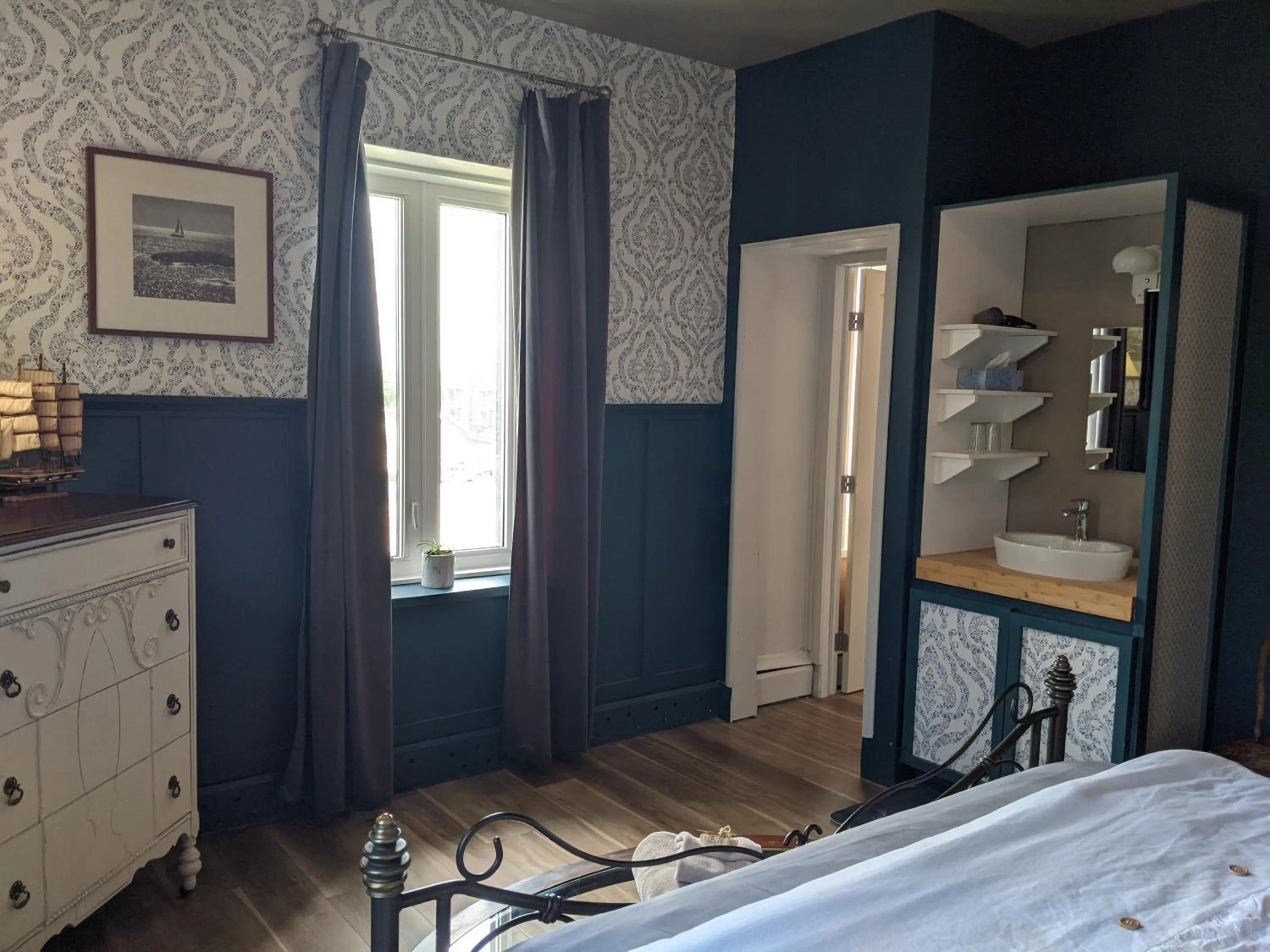 Photo of the whole room, Bed in Maison Zacharie