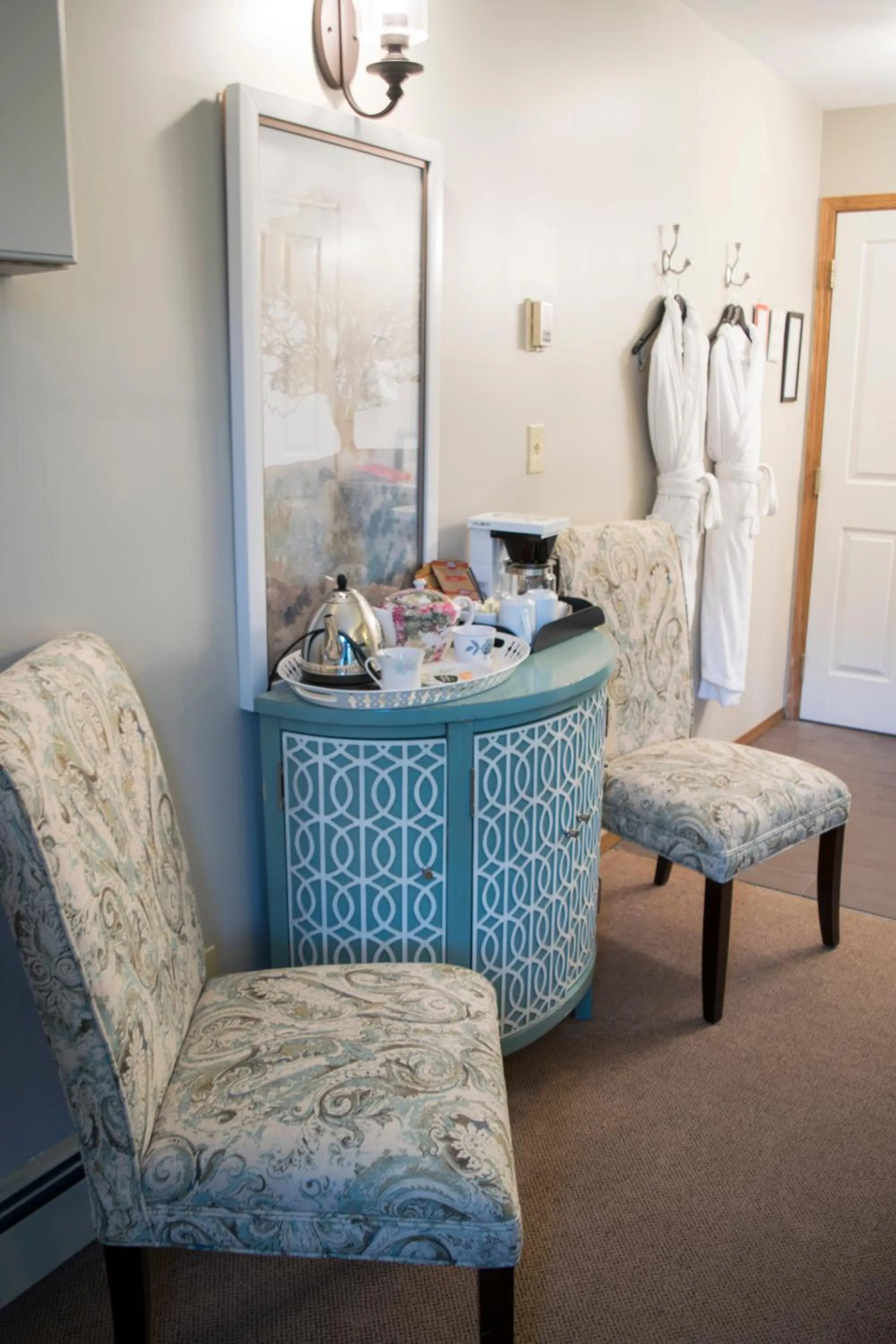 Living room in The Georgetown Inn