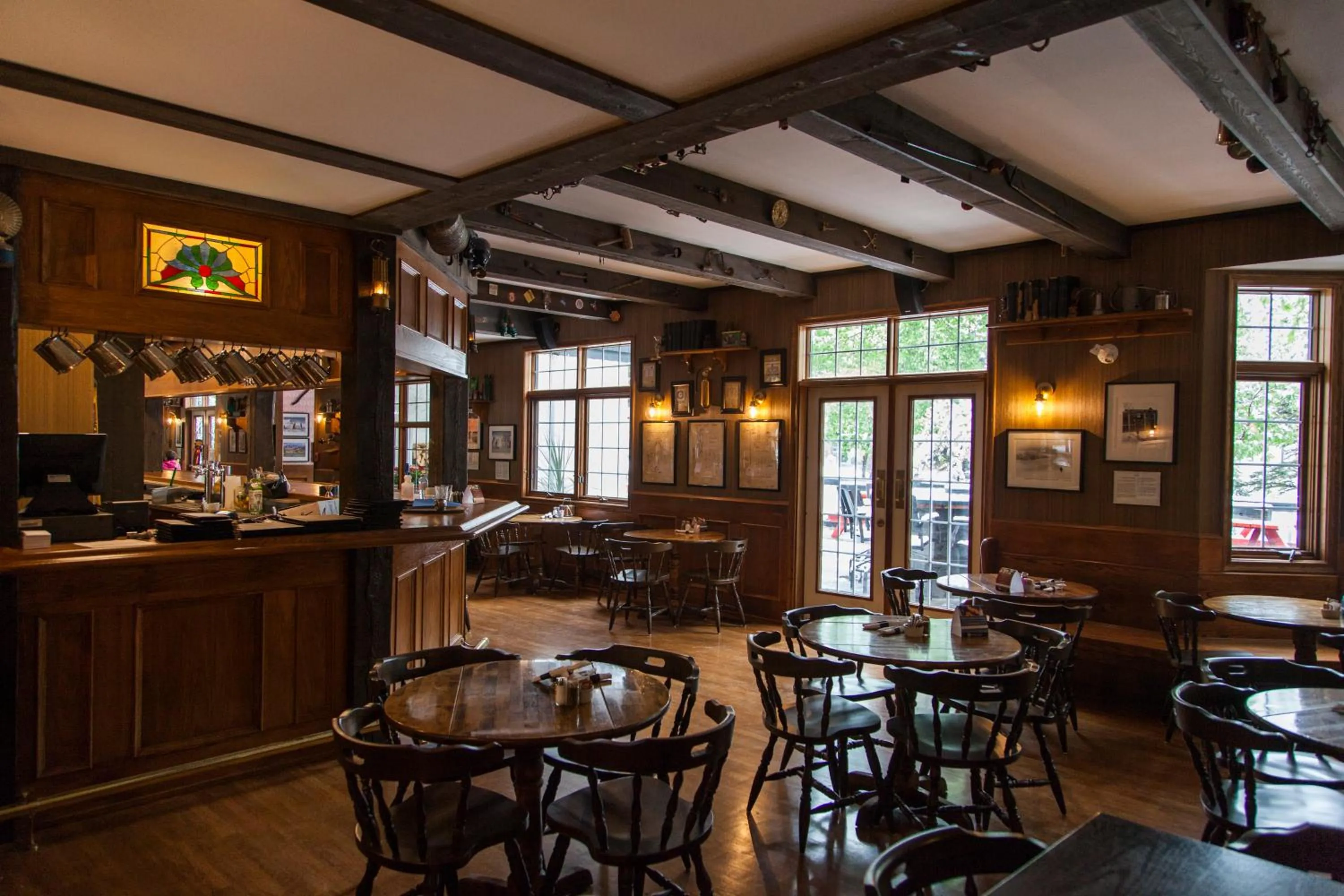 Restaurant/places to eat in The Georgetown Inn