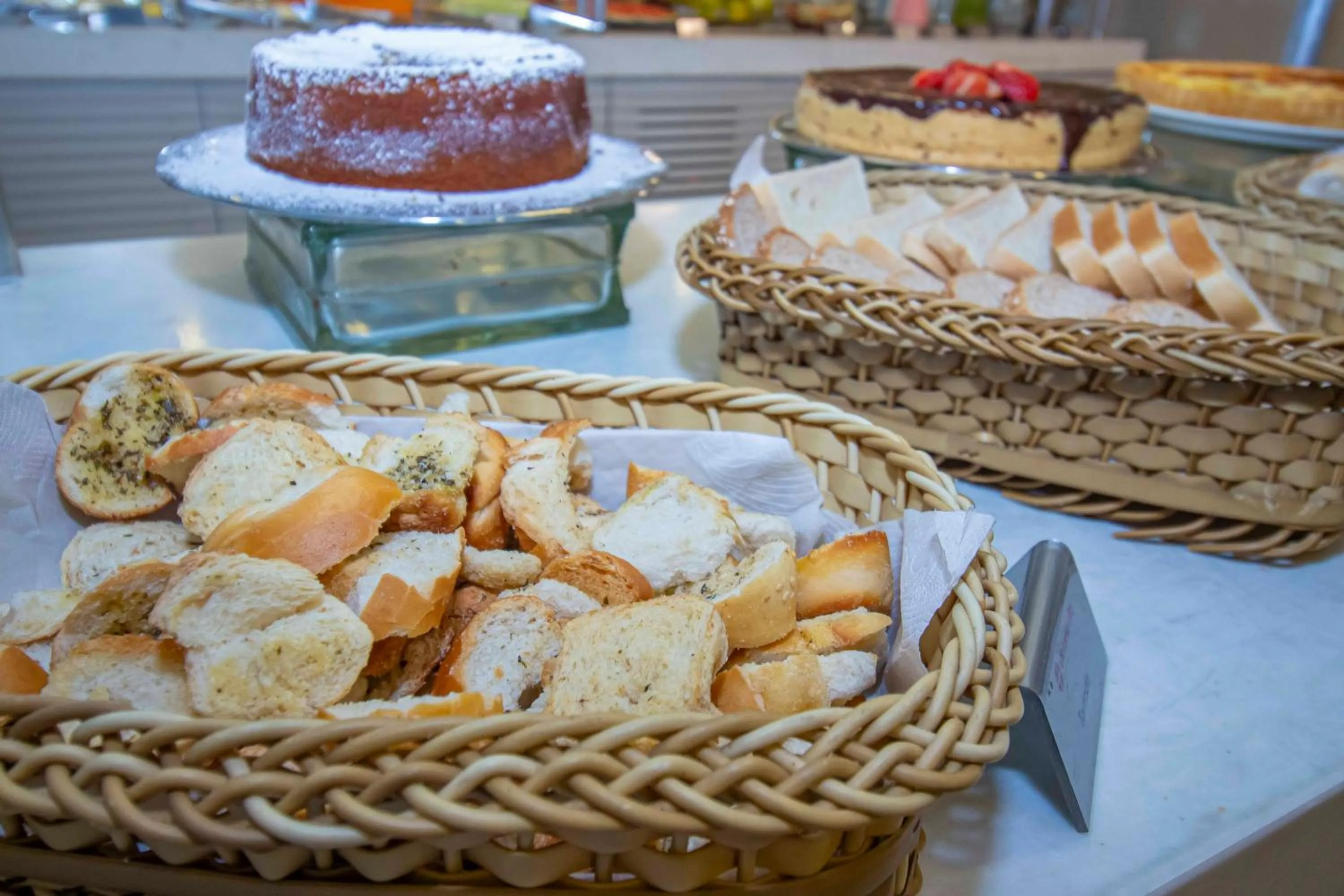 Breakfast in Hotel Victoria Villa Curitiba by Nacional Inn