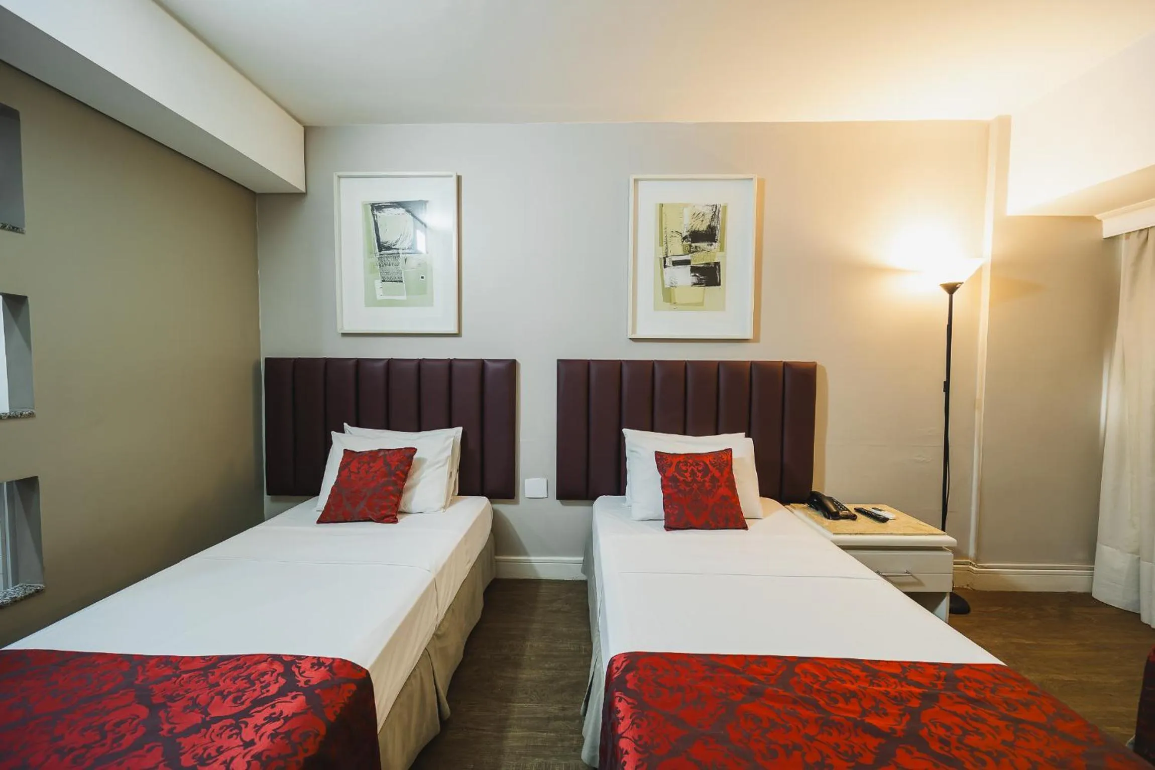 Bed in Hotel Victoria Villa Curitiba by Nacional Inn