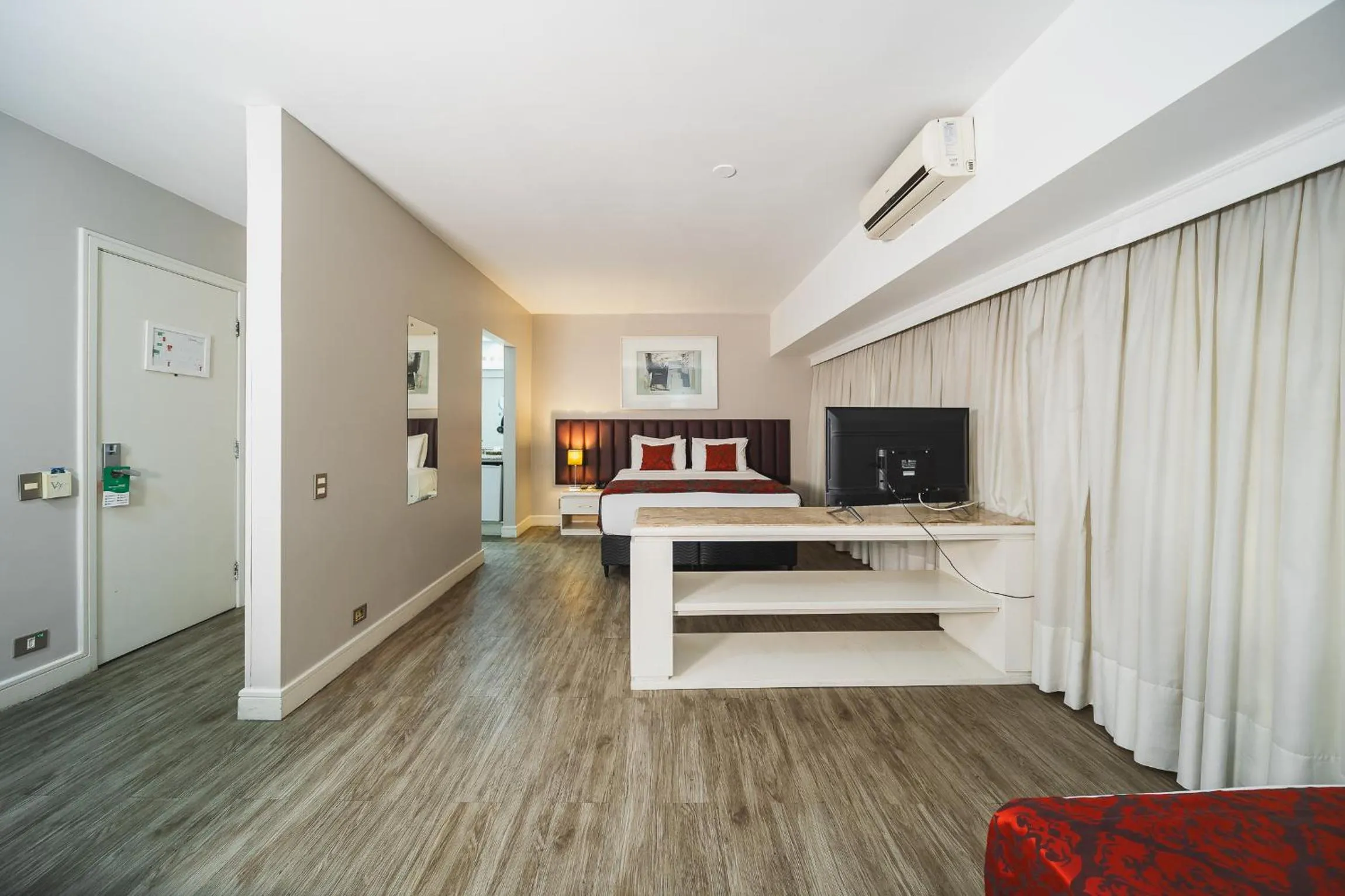 Bed in Hotel Victoria Villa Curitiba by Nacional Inn