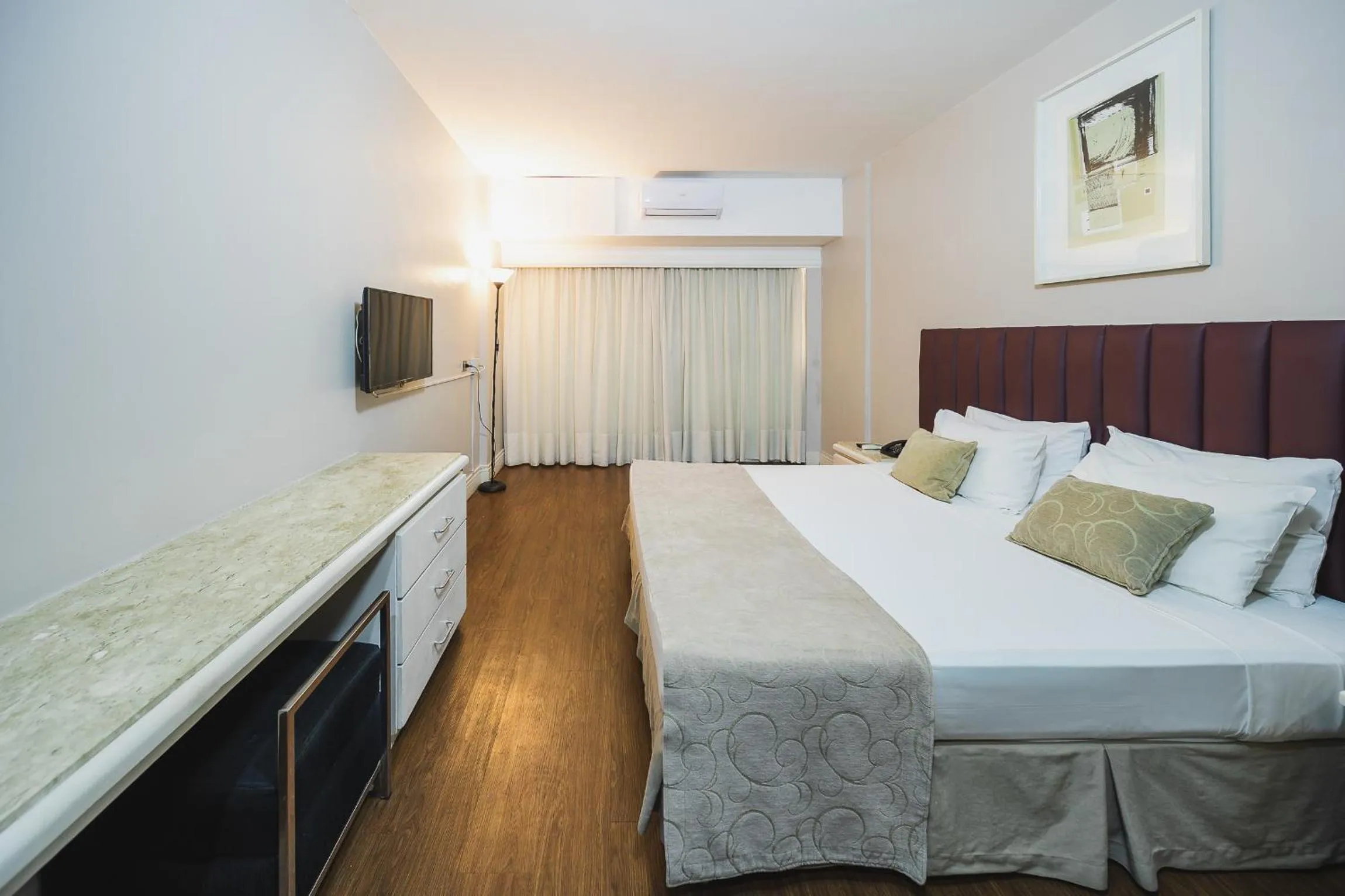 Bedroom, Bed in Hotel Victoria Villa Curitiba by Nacional Inn