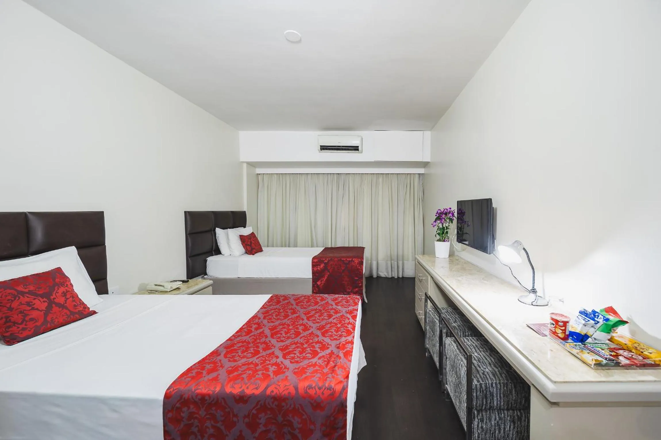 Bed in Hotel Victoria Villa Curitiba by Nacional Inn