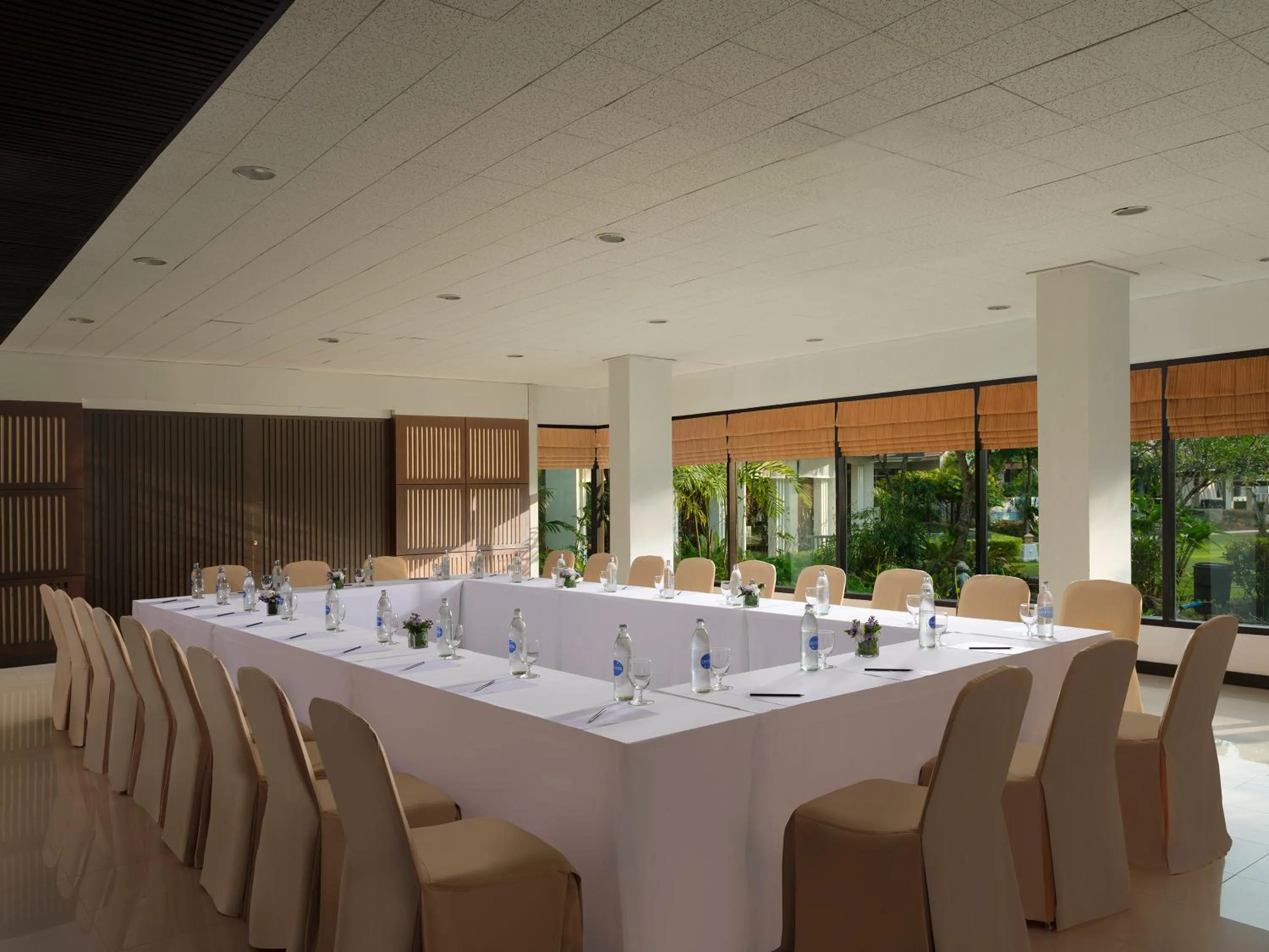 Meeting/conference room in Aonang Villa Resort I Beach Front