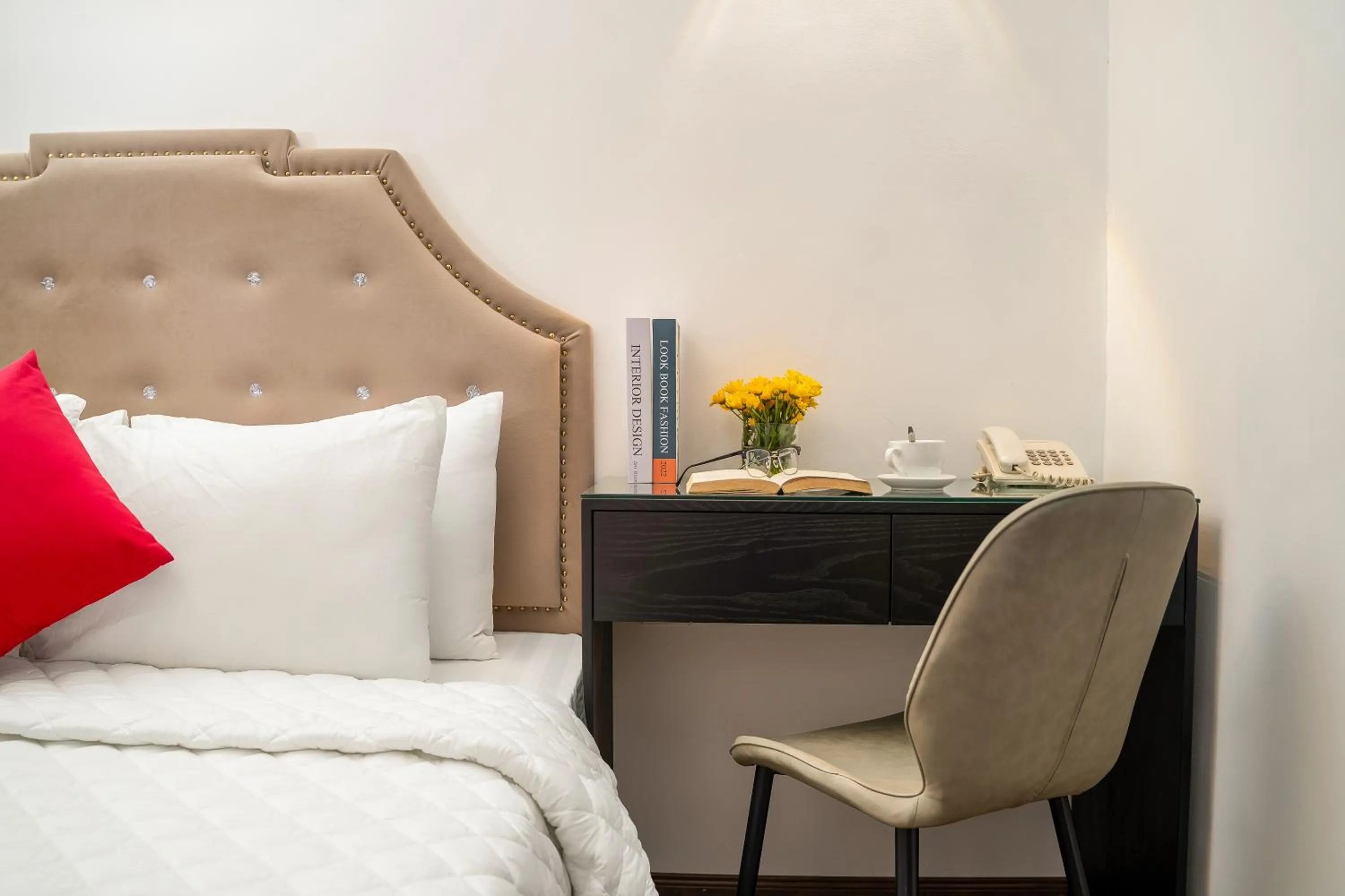 hair dresser, Bed in Golden Time Hostel 3