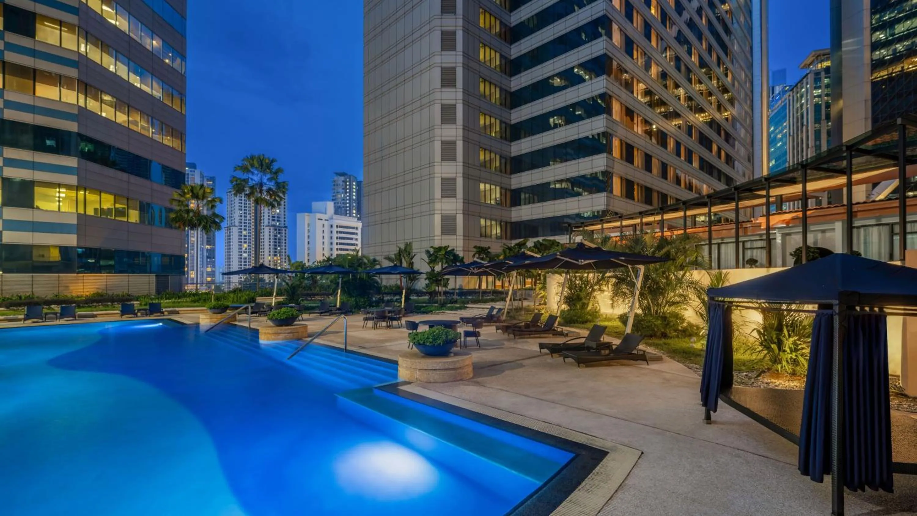 Swimming pool in InterContinental Kuala Lumpur by IHG