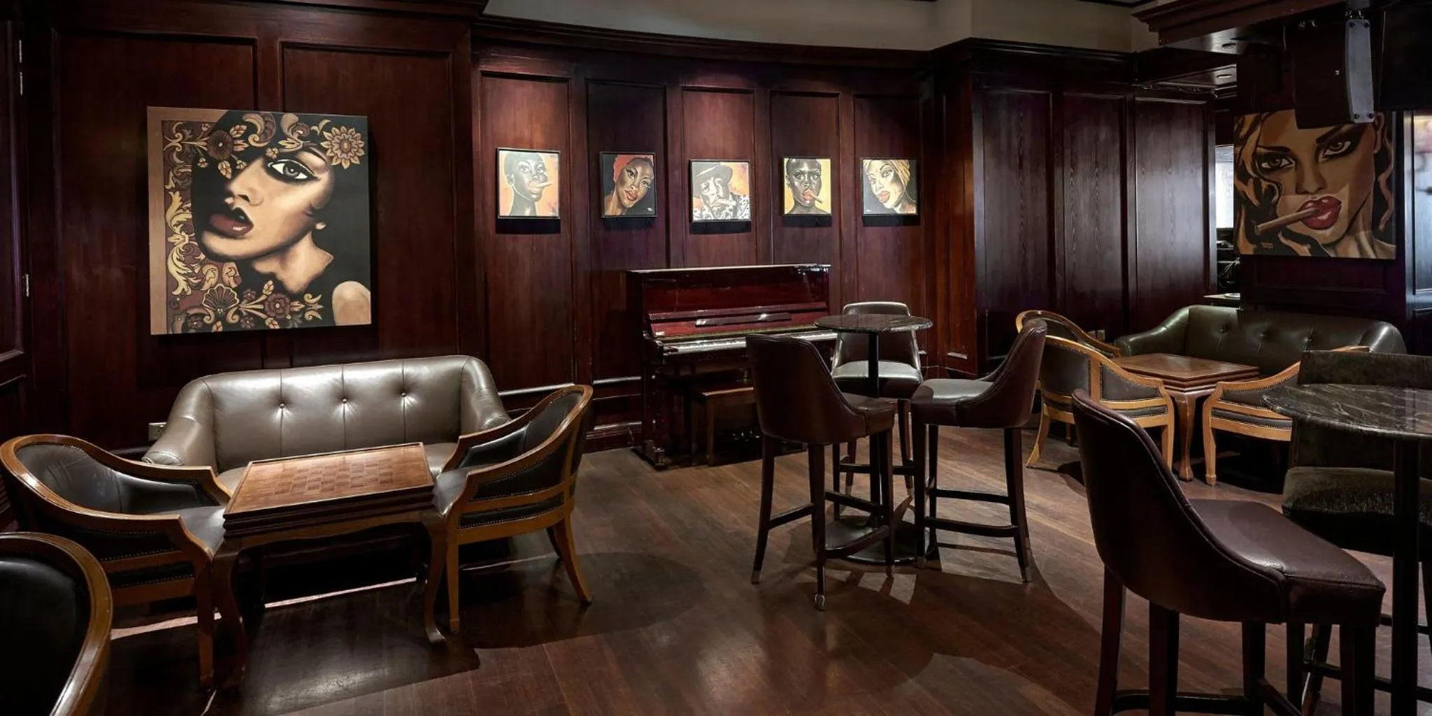 Lounge or bar in InterContinental Kuala Lumpur by IHG