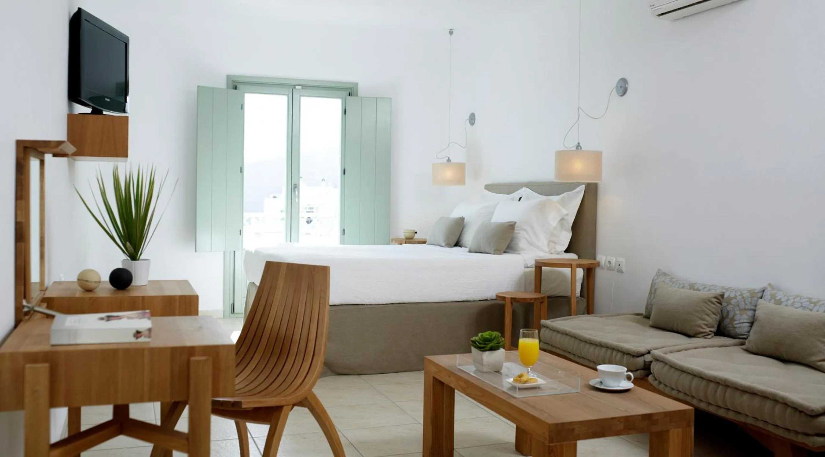 Seating area, Bed in Pylaia Boutique Hotel & Spa