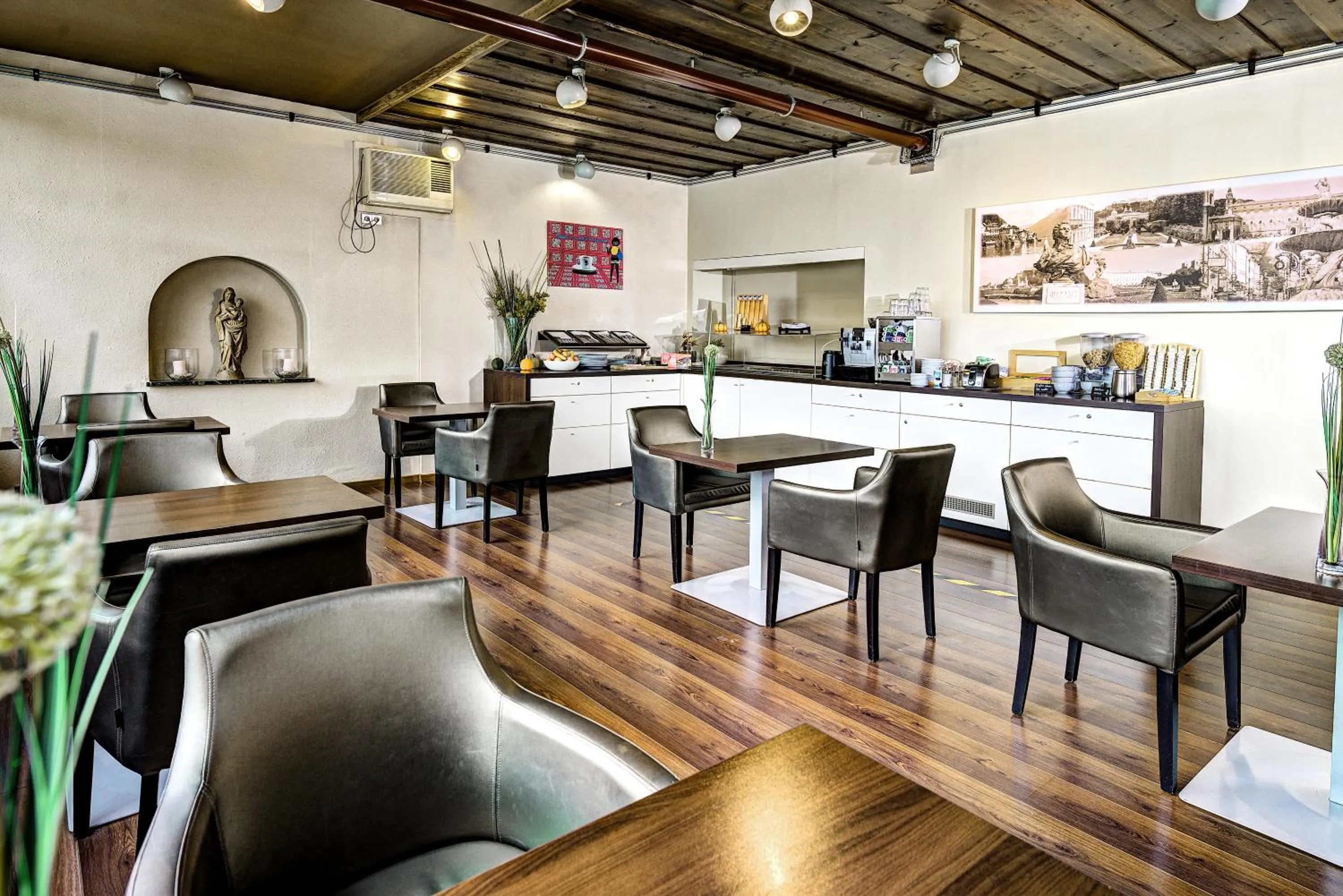 Breakfast in Hotel Hofmann