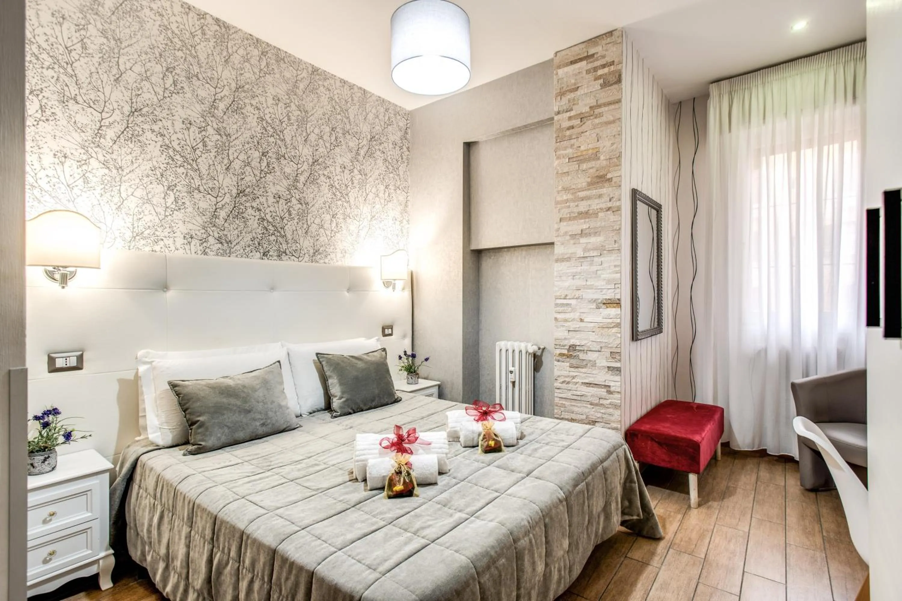 Bed in Santamaria Inn