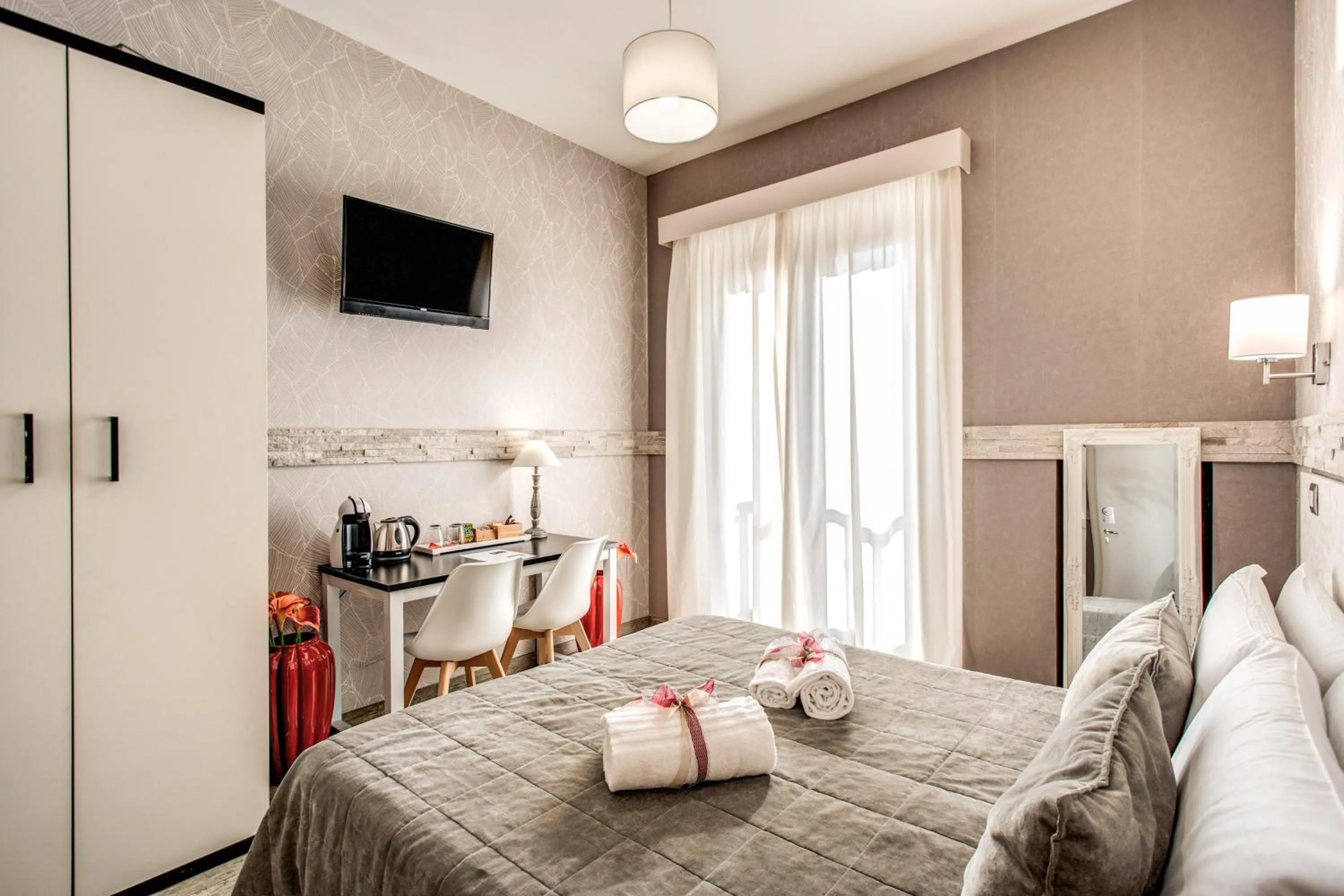 Photo of the whole room, Bed in Santamaria Inn