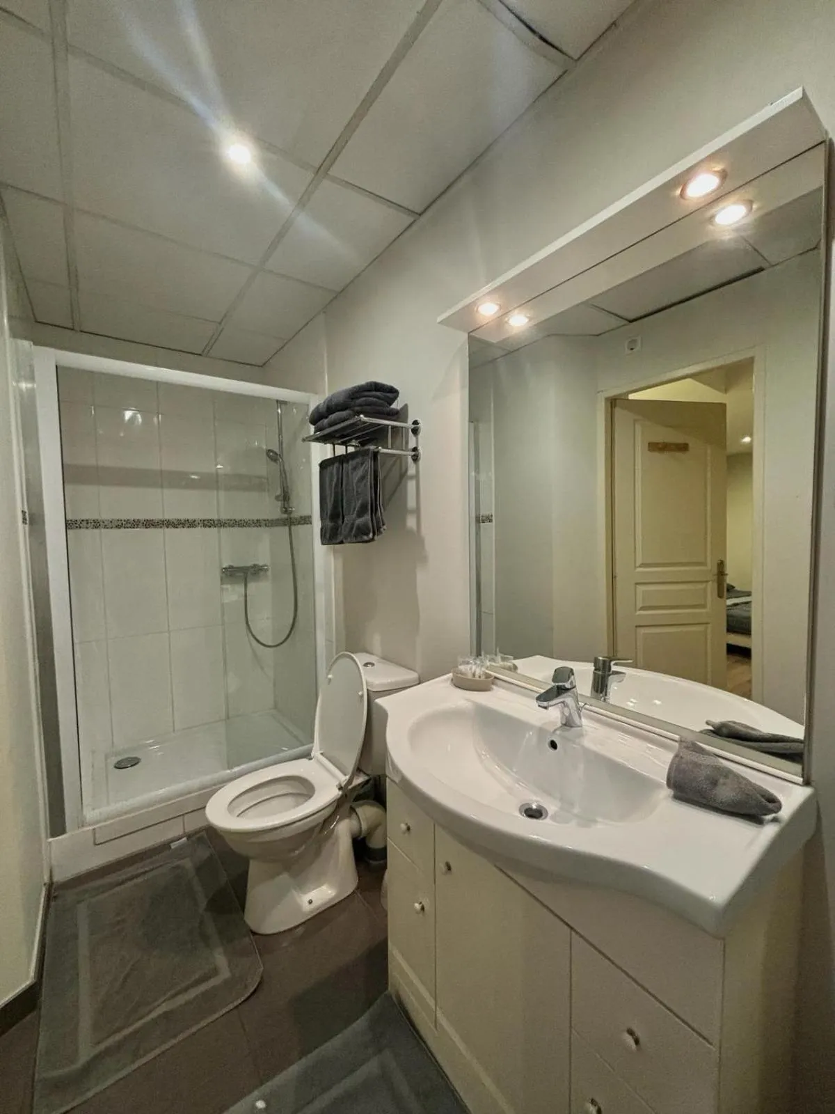 Shower in Résidence Gambetta