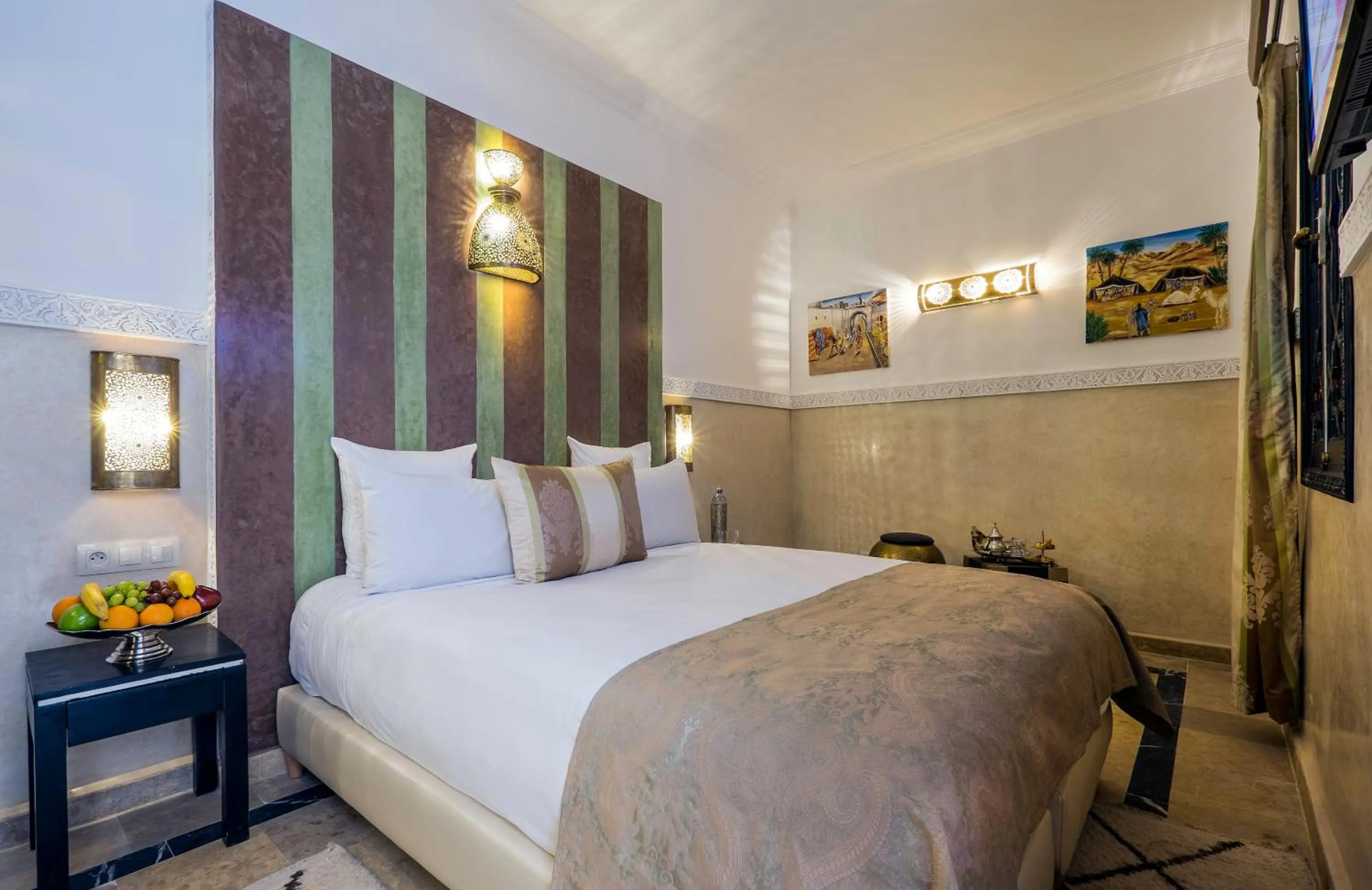 Photo of the whole room, Bed in Riad Nesma Suites & Spa