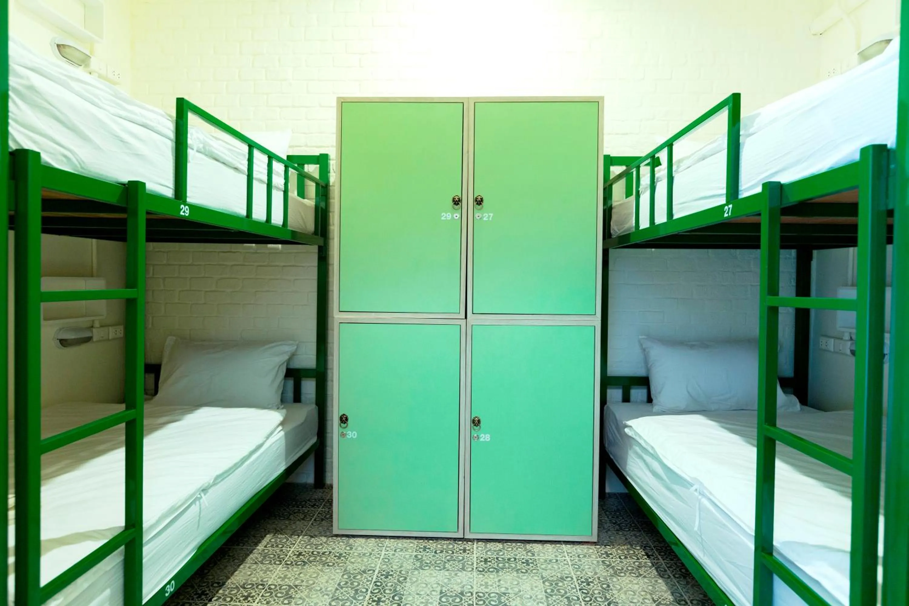 bunk bed in Sino Hostel @ Kata