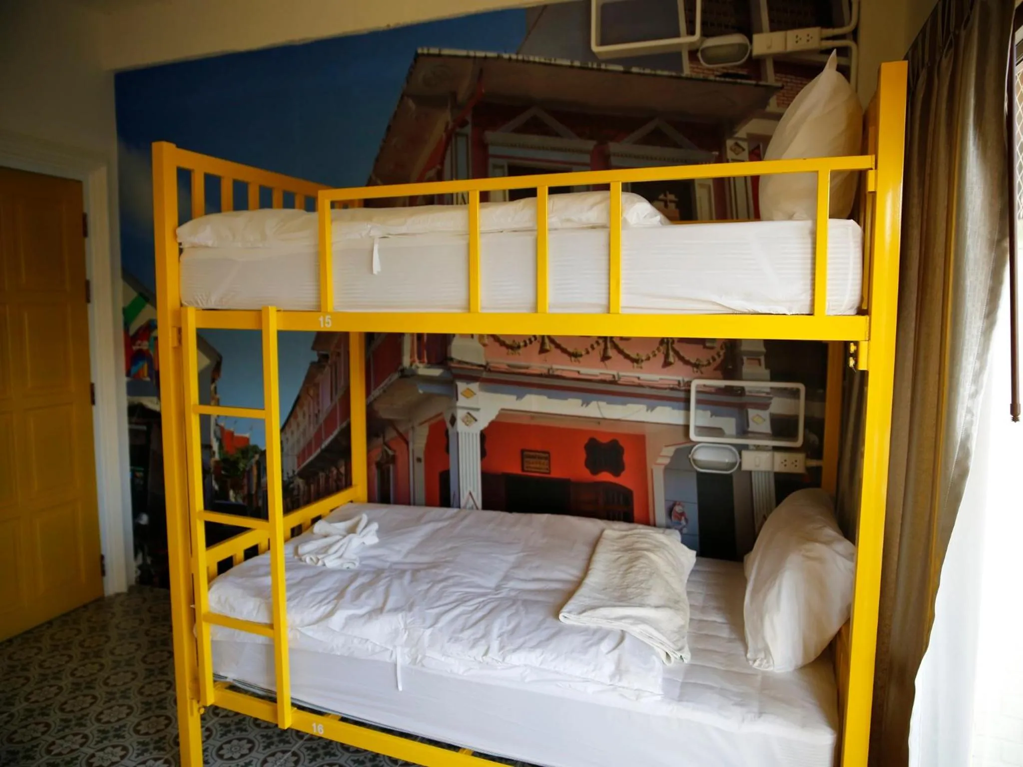 Bedroom in Sino Hostel @ Kata