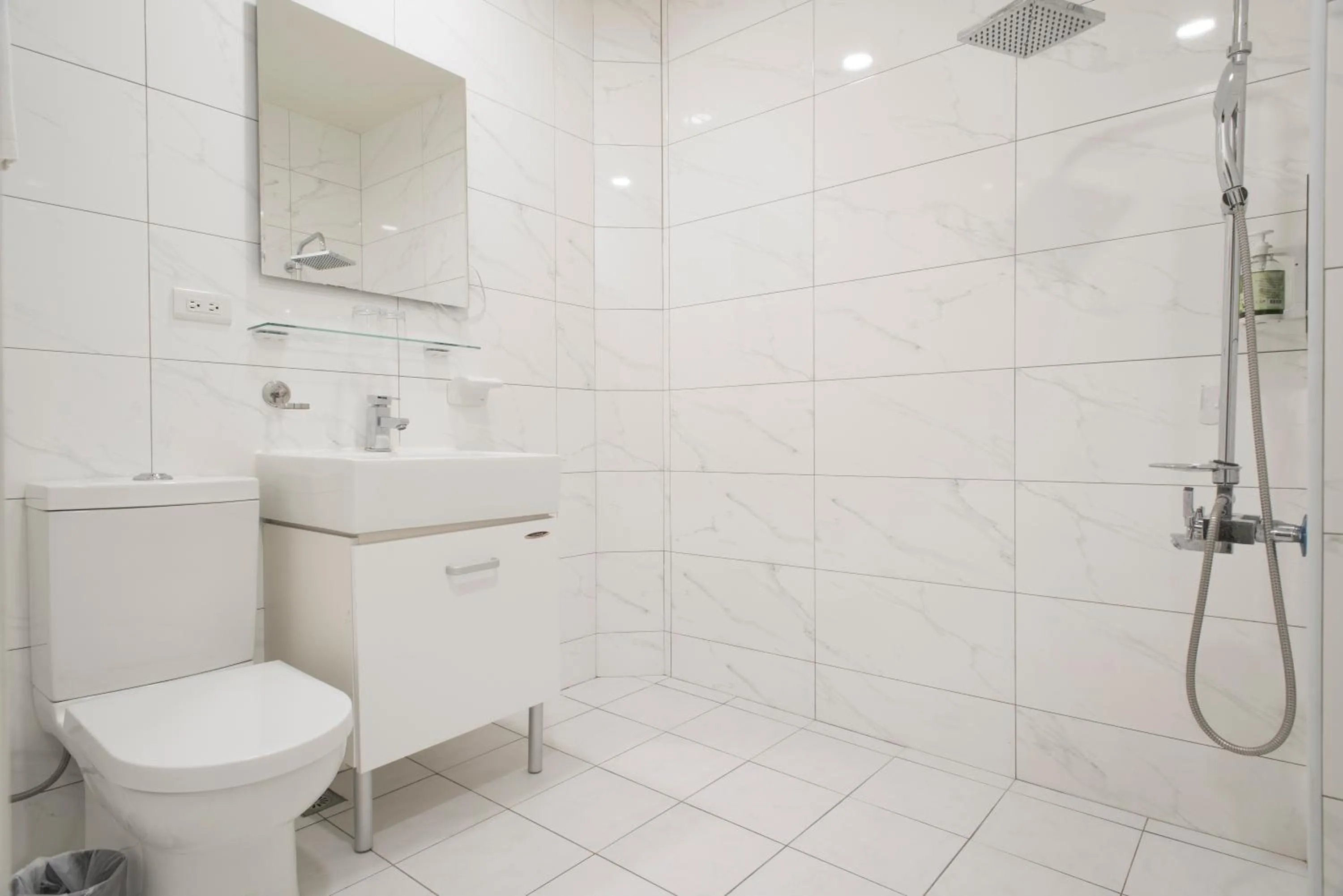 Bathroom in Whoops Hotel