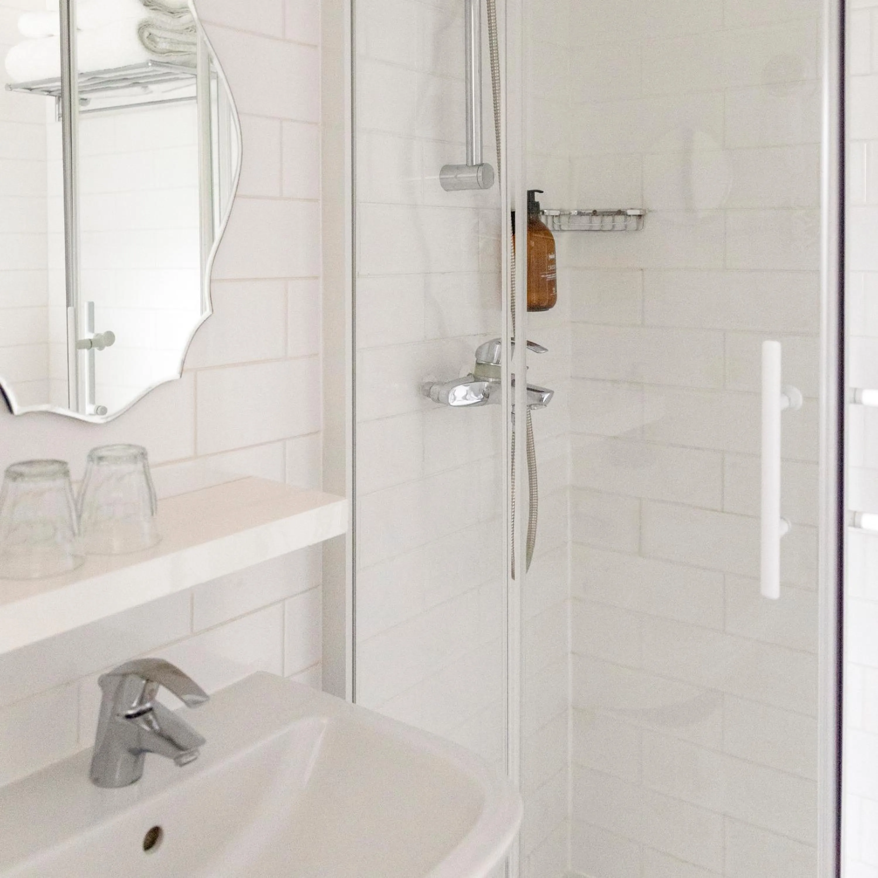 Bathroom in Hotel Paradis