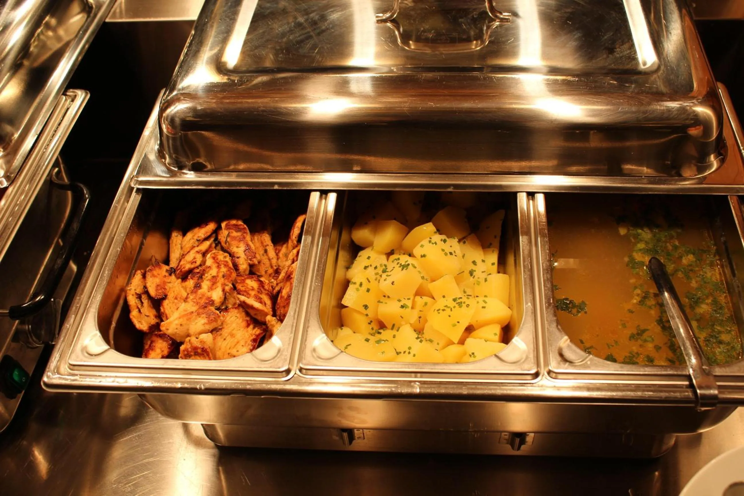 Buffet breakfast in Hotel Askania