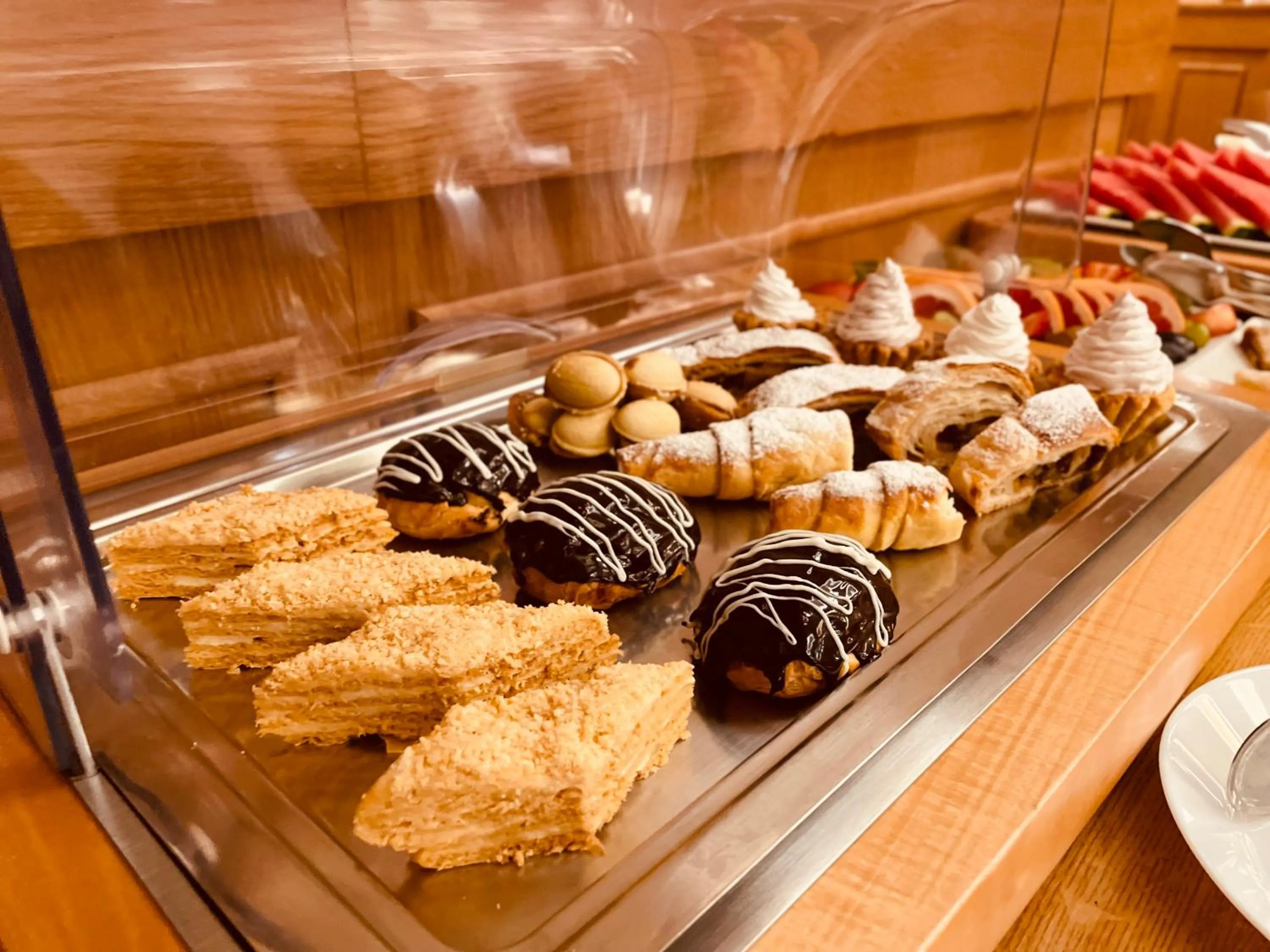 Buffet breakfast in Hotel Askania