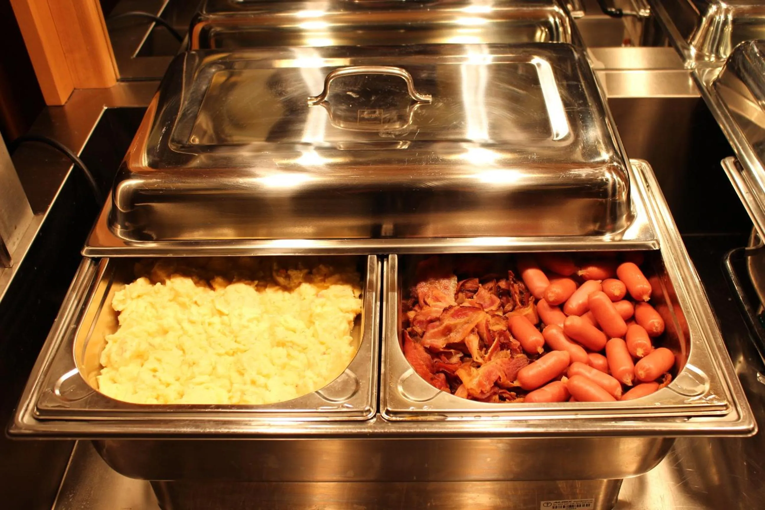 Breakfast in Hotel Askania