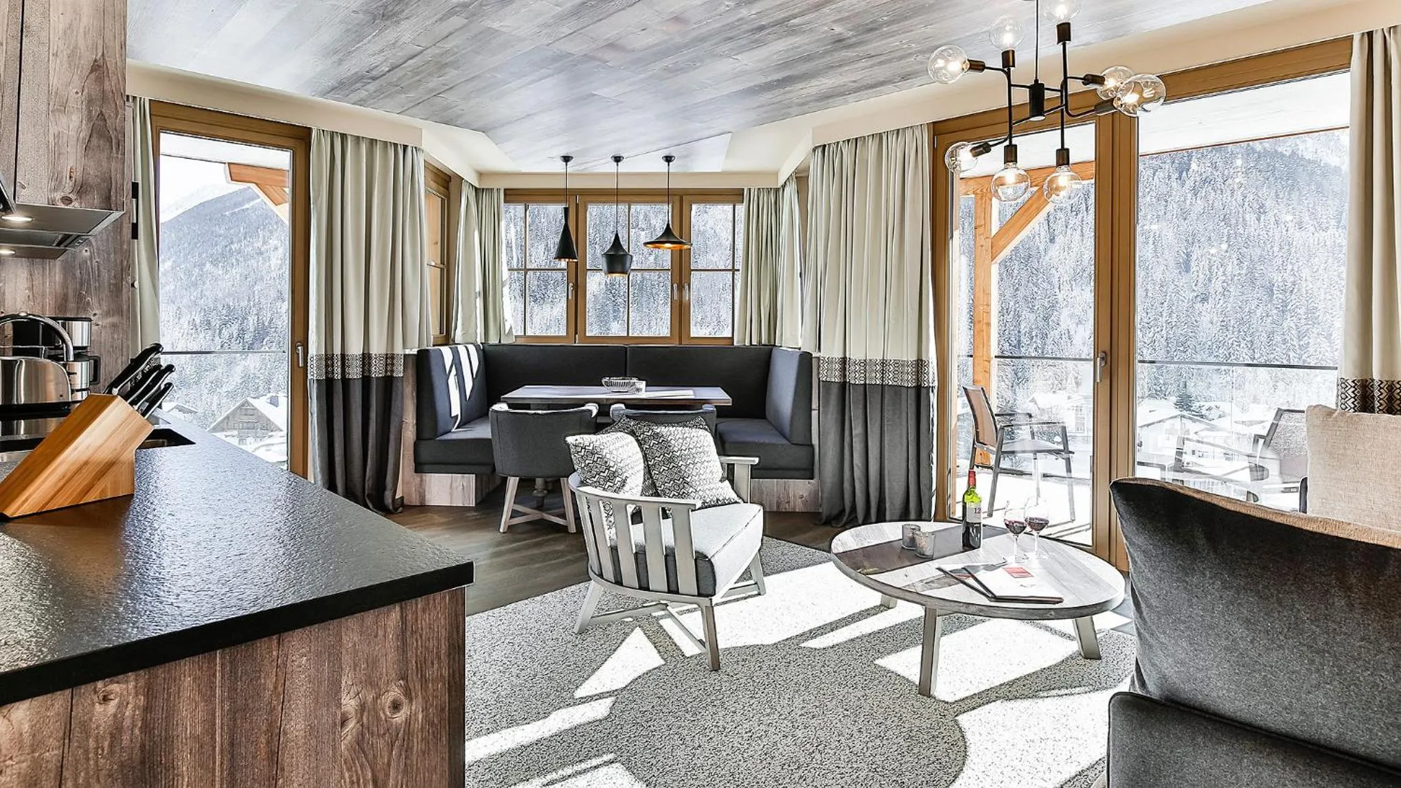 Kitchen or kitchenette in Mountain Spa Residences