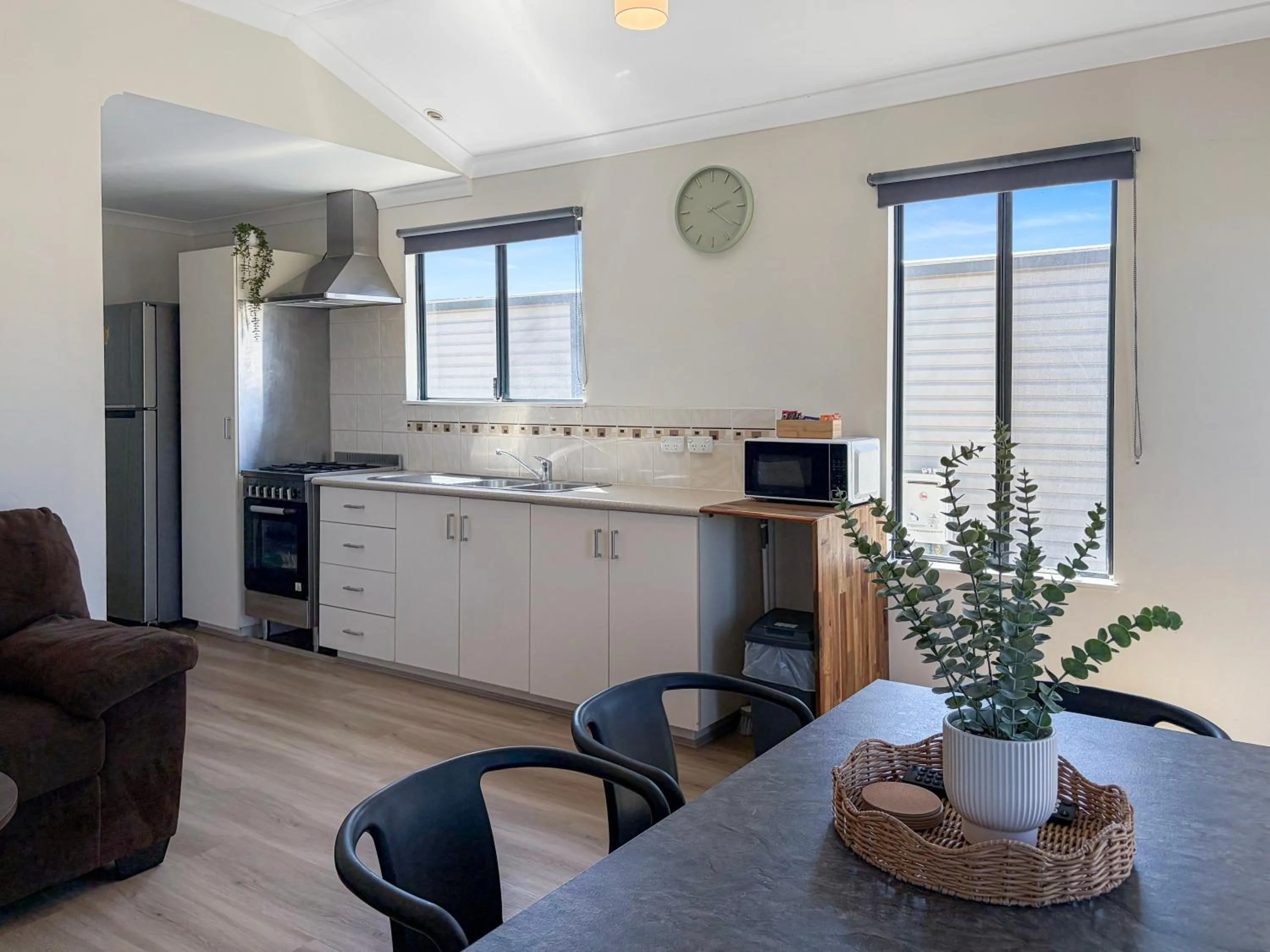 Kitchen or kitchenette in Sunset Beach Holiday Park