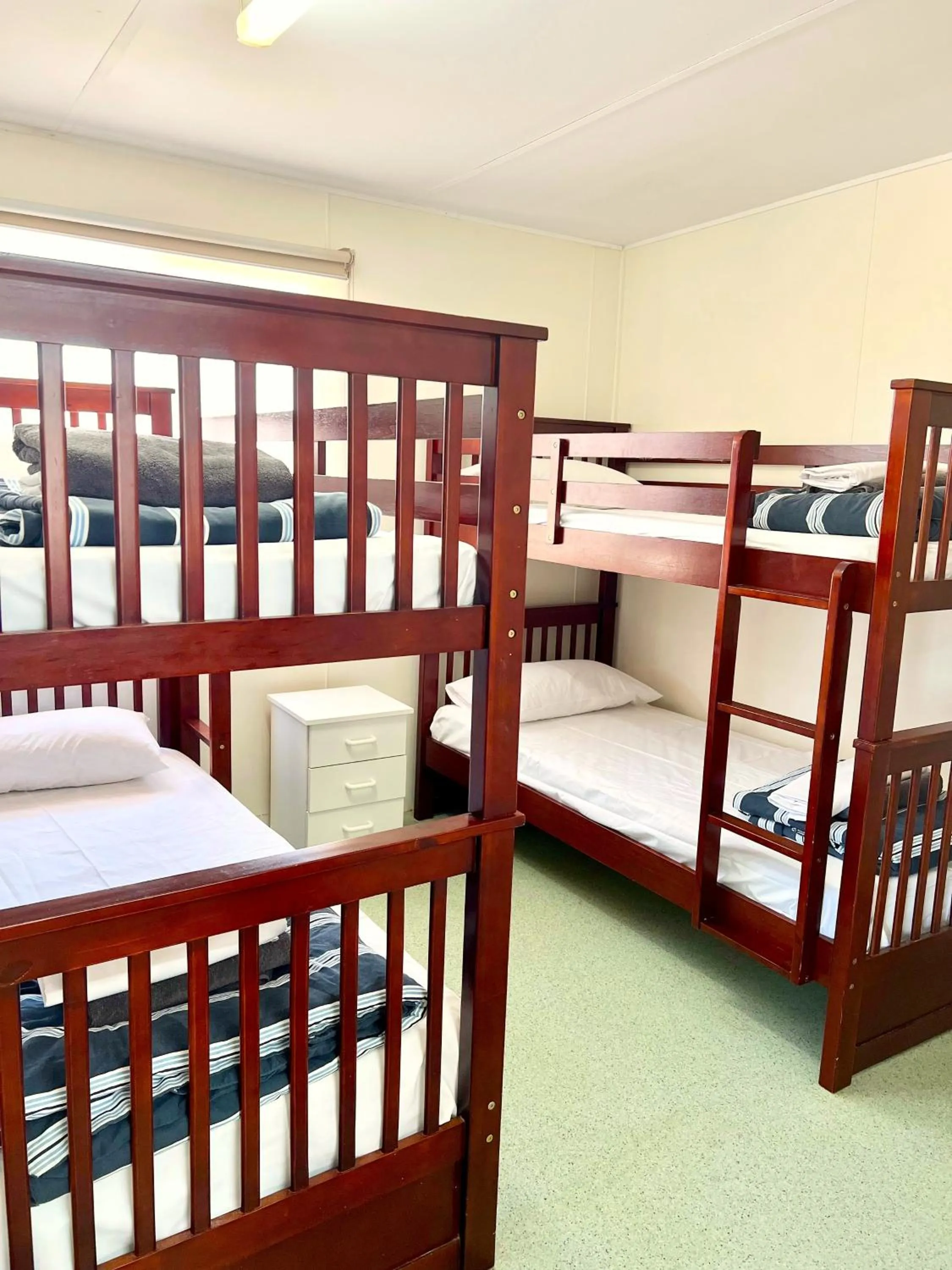 Bedroom, Bed in Sunset Beach Holiday Park